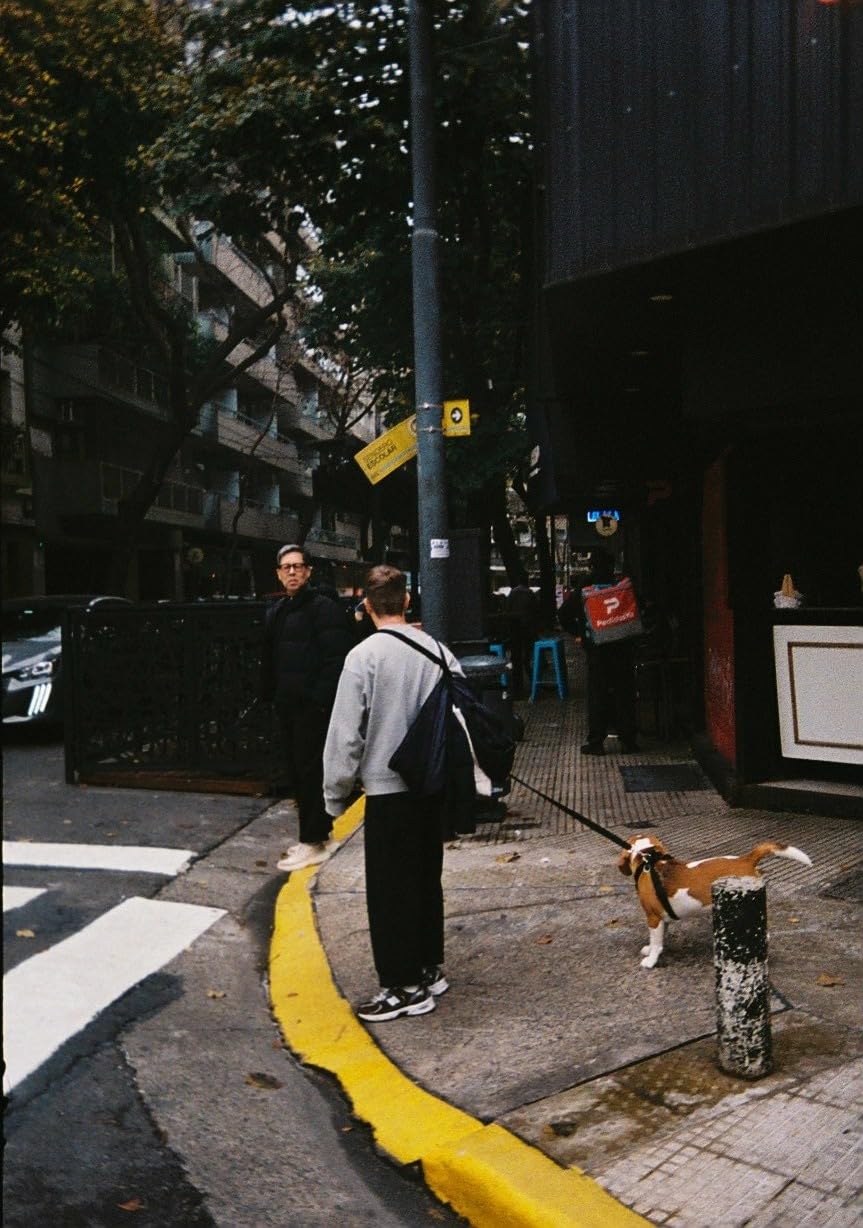 KODAK EKTAR H35N Half Frame Film Camera, 35mm, Reusable, Focus-Free, Bulb Function, Built-in Star Filter, Coated Improved Lens (Film & AAA Battery are not Included) (Striped Silver, Premium Kit) customer photo 2