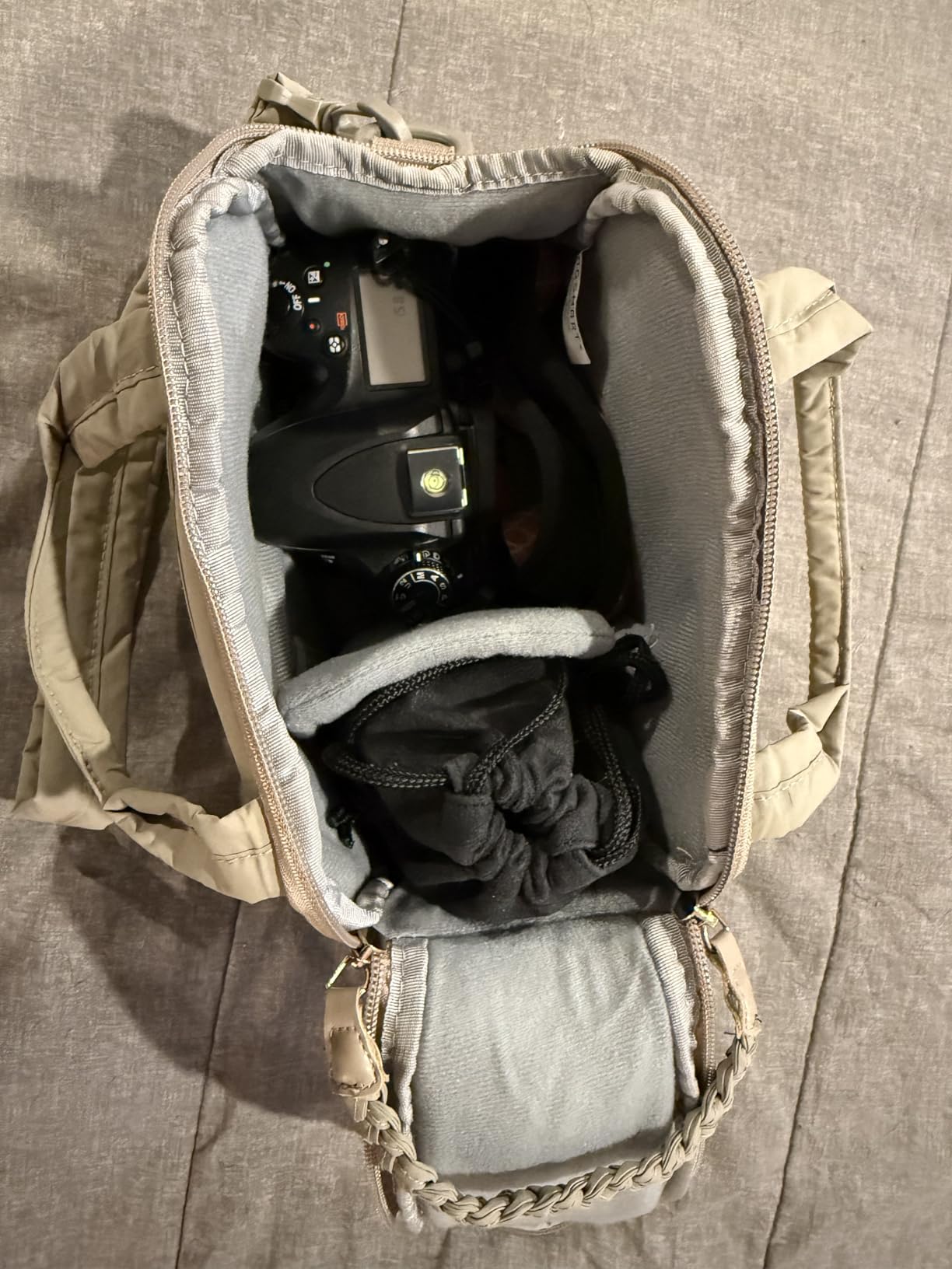 BAGSMART Camera Sling Bag, Portable Small Camera Bags for Photographers with Tripod Holder, Waterproof DSLR/SLR/Cute Camera Case for Women with Rain Cover, Compatible with Sony Canon Nikon, Camel customer photo 1