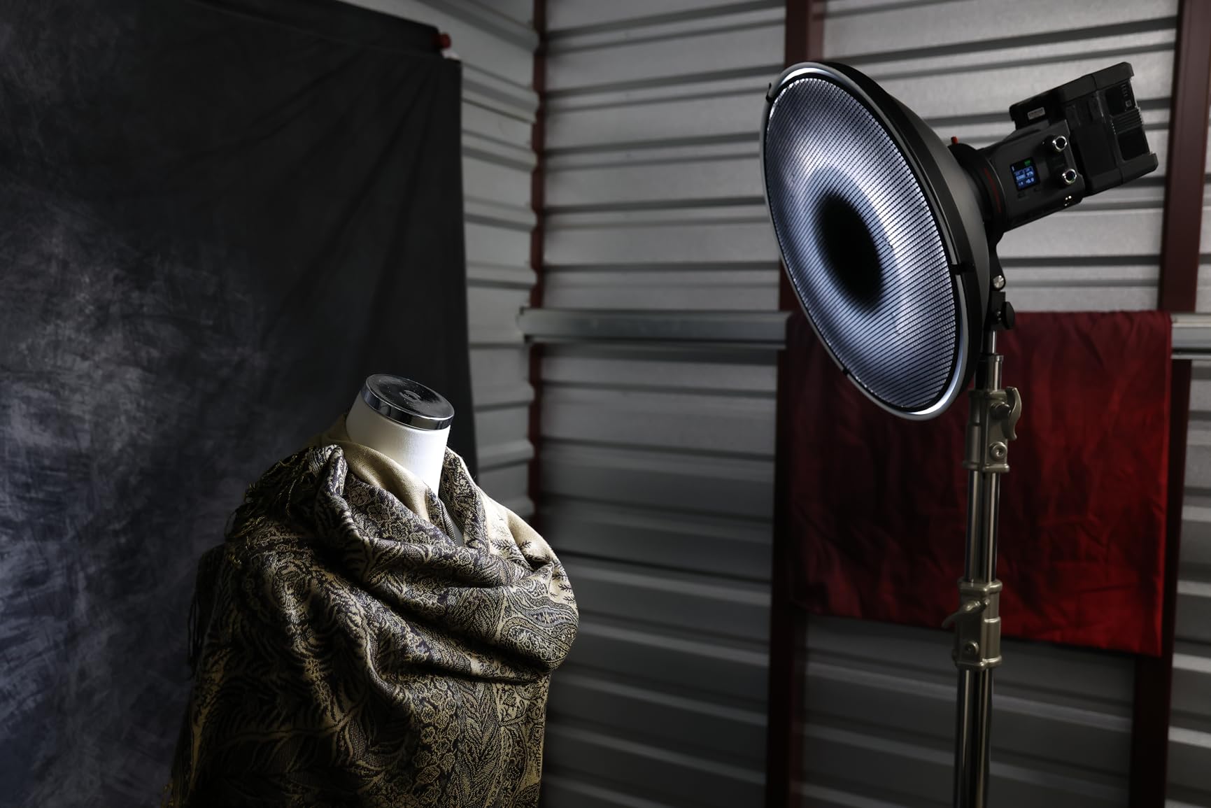 Godox 16.5inch/42cm White Beauty Dish Bowens Mount Reflector w/Honeycomb,White Diffuser and Carry Bag, Light Modifier for Bowens Mount Monolight for Godox SK400II, AD600Pro, AD600BM, MS300 customer photo 2