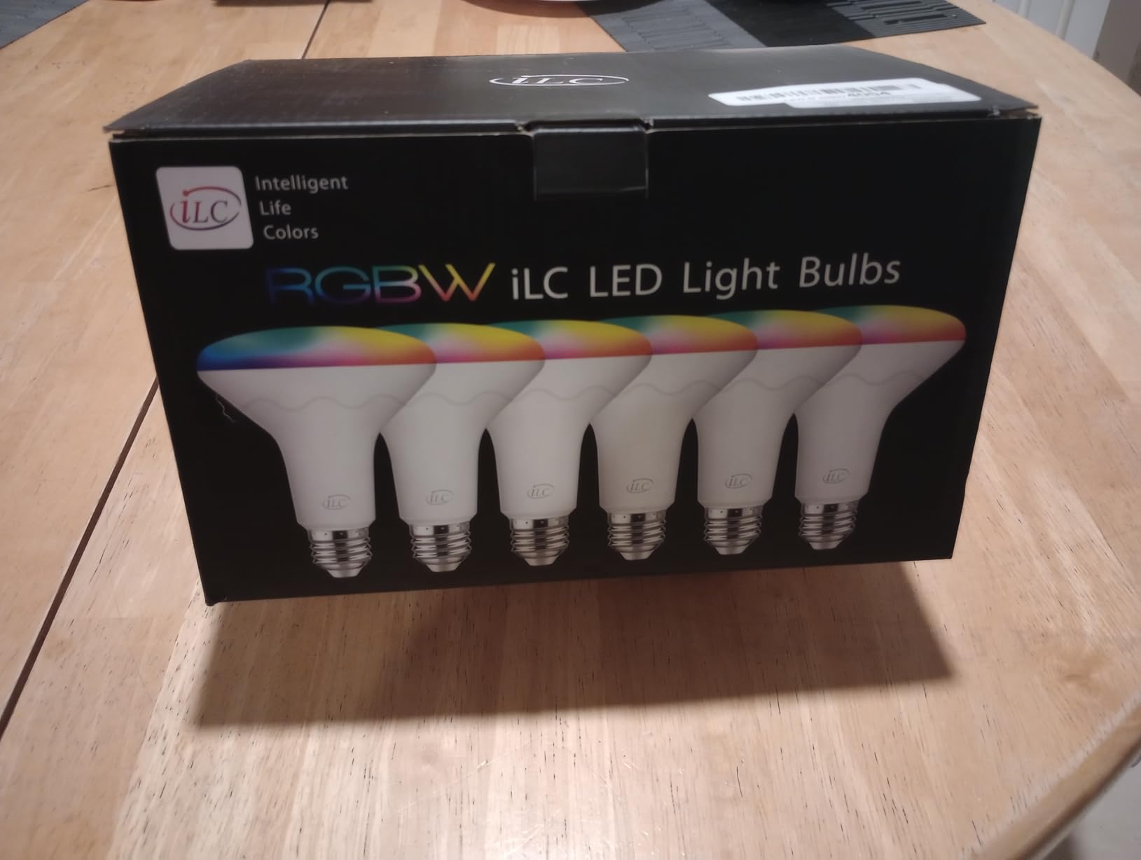 ILC BR30 LED Flood Light Bulbs, Color Changing Light Bulbs, 5 Color Temperature Tunable Indoor, with Remote Control (6 Pack) customer photo 2