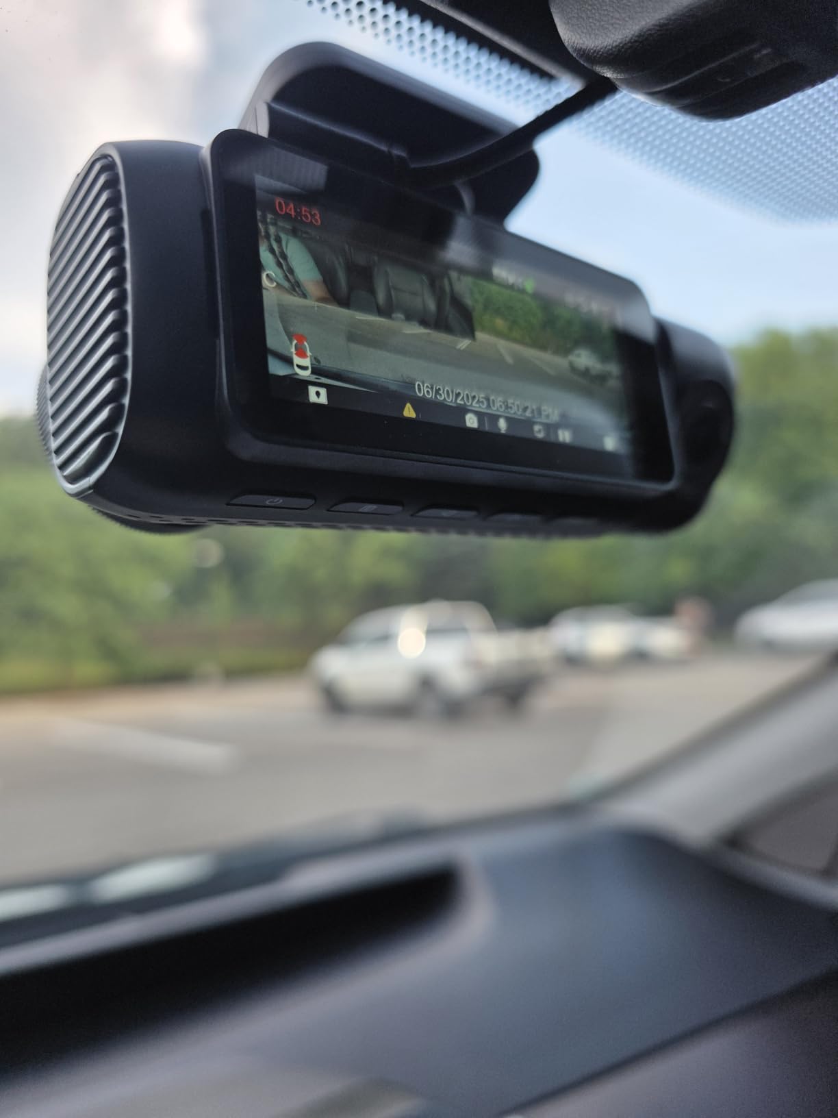 OMBAR T1 4K 3 Channel Dash Cam, STARVIS 2 IMX678 Sensors, Free 128GB Card, 2025 New Full Color HDR Night Vision, 4K+1080P+1080P Triple Car Camera, 5G WiFi, 24H Parking Mode customer photo 1