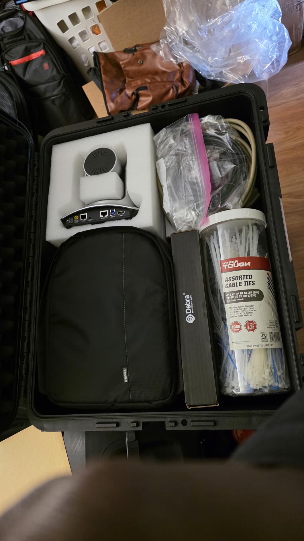 VEVOR Weatherproof Hard Case, Heavy Duty Protective Dry Box with Pre-Cut Foam, Wheels & Retractable Pull Handles for Travel, Hunt, Military, Tactical, IP67 Waterproof Case for Cameras customer photo 2