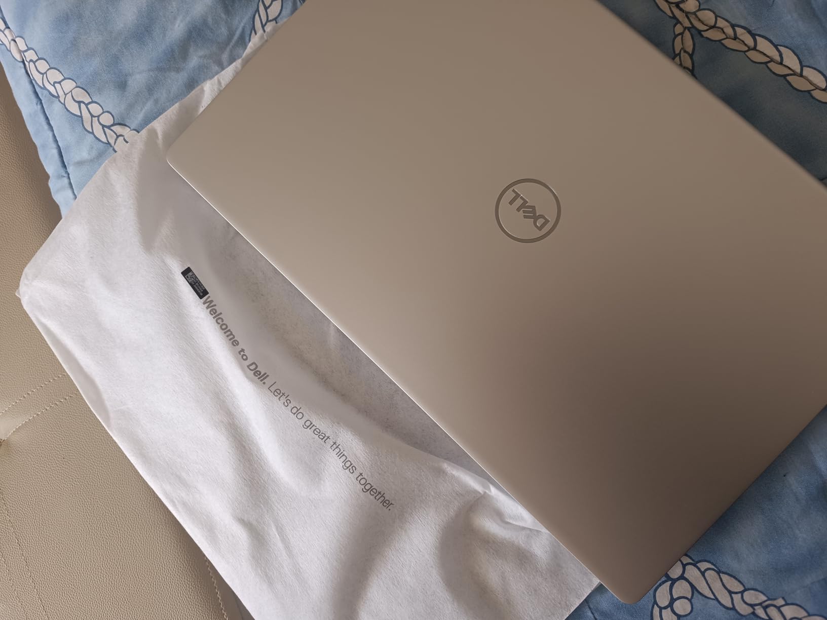 Dell 15 Laptop, 15.6-inch FHD (1920x1080) 120Hz Display, Intel Core i5-1334U Processor, 16GB DDR4 RAM, 512GB SSD, Intel UHD Graphics, Windows 11 Home, Onsite Service - Platinum Silver customer photo 2