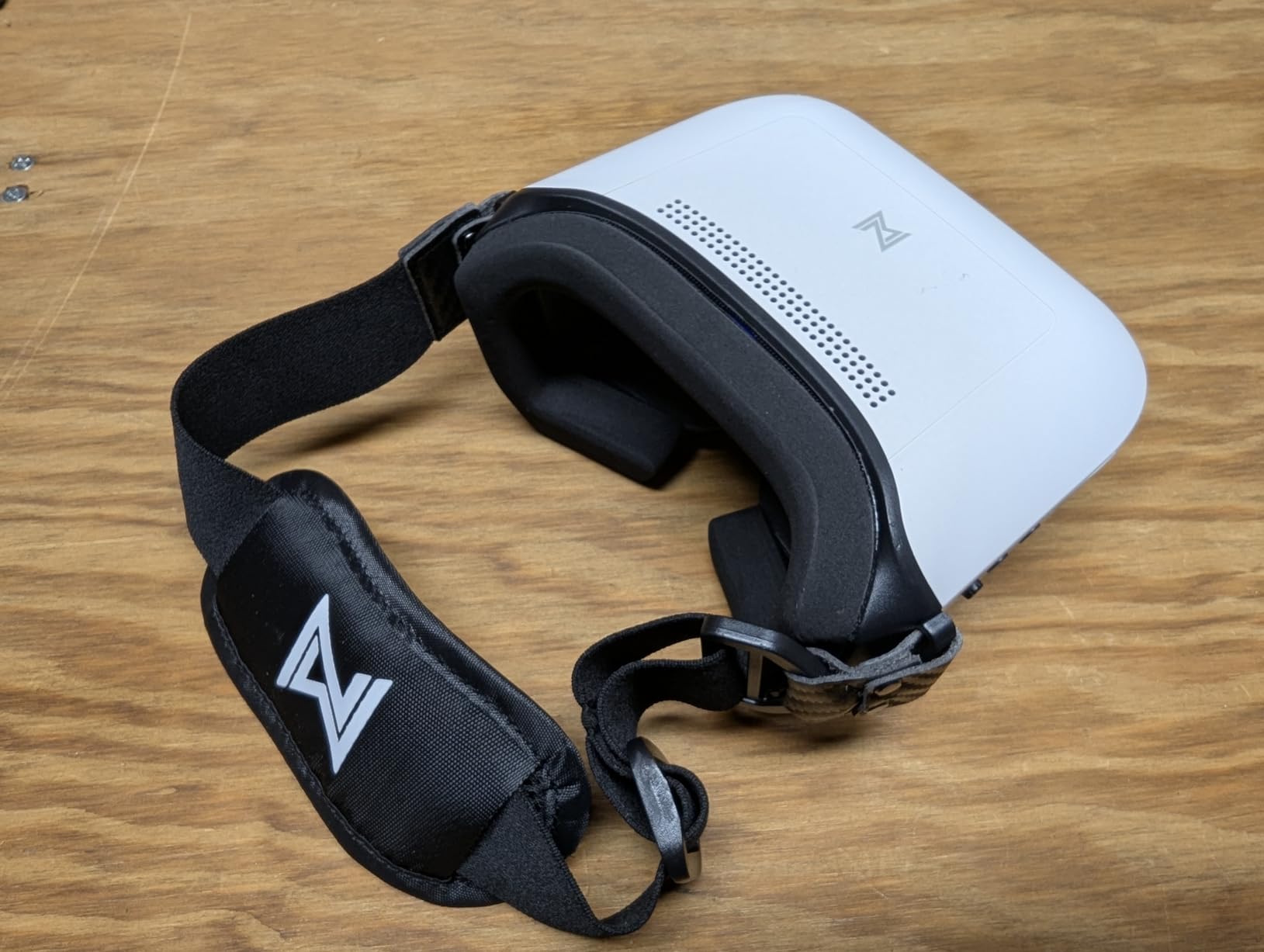 CADDXFPV Walksnail Avatar HD FPV Goggles L - 1080p 4.5-Inch Screen customer photo 2