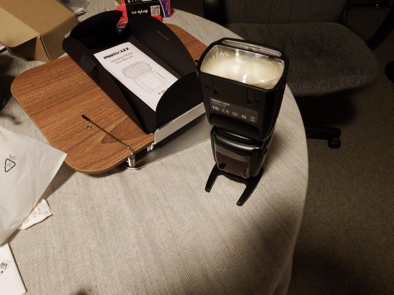 PHOTOOLEX FK300G Camera Flash Speedlite with Flash Trigger for Canon Nikon Sony Panasonic Olympus Fujifilm Pentax Sigma Minolta Leica and Other SLR Digital Cameras customer photo 1