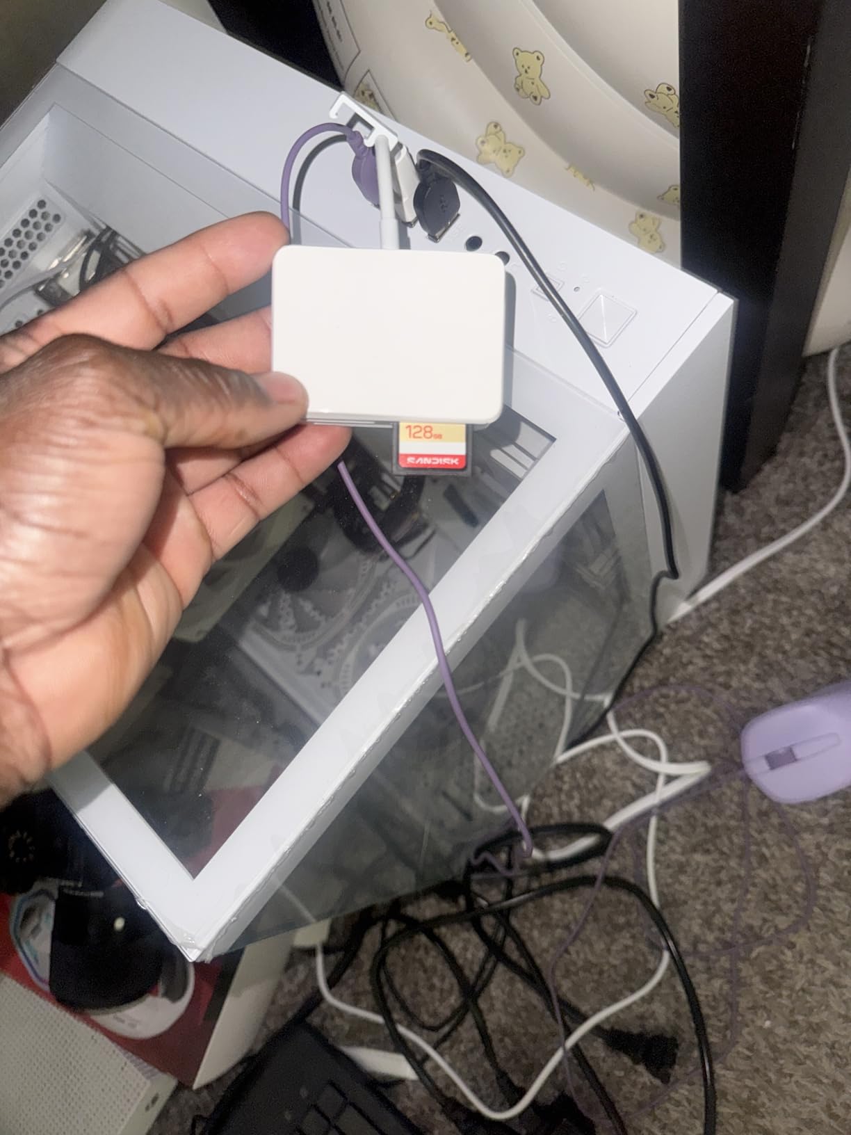 SD Card Reader, 4 in 1 USB C to SD/TF/CF/MS Card Reader with USB to USB C Adapter Memroy Card Reader for iPhone 17/16/15 Pro Max iPad Pro MacBook Pro/Air iMac M4/M3/M2 Android Phone/Tablet PC (White) customer photo 1