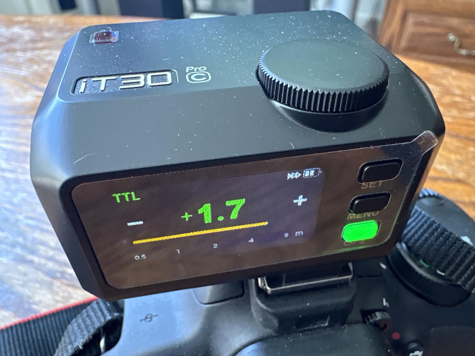 iT30Pro S iT30Pro-S Flash for Sony, 2.4G Mini Sony Flash HSS 1/8000s, 560 Full Power Flashes, 2.8