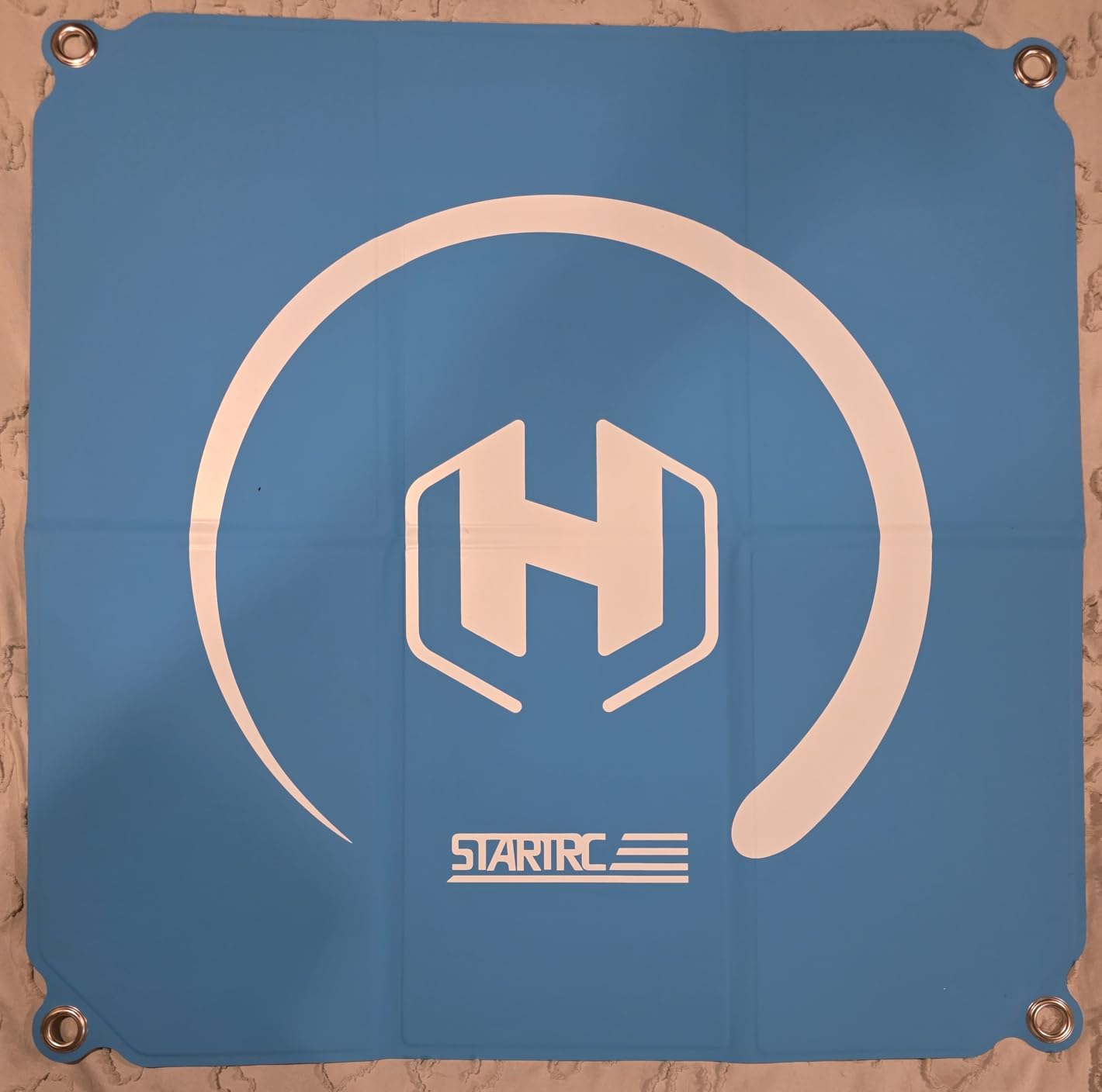 STARTRC Drone Landing Pad for DJI Mini 5 Pro/NEO 2/Aavata 360, 22inch Windproof Waterproof Anti-Crash Portable Pad for Mini 3/Mini 4K/AVATA 2, Universal Fit for Mini 4 Pro/Flip/Mavic 4/Air 3s/FPV Drone customer photo 1