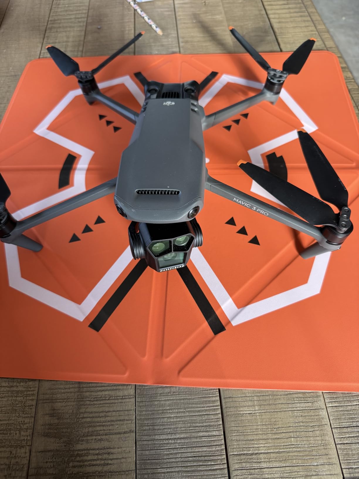Universal Drone Landing Pad - Fast-Foldable, Portable, Weighted for Wind Resistance | Waterproof Landing Pad Compatible with DJI Mini 4k/3/5 Pro, Mavic 4, Air 3s, Neo, and Flip customer photo 1