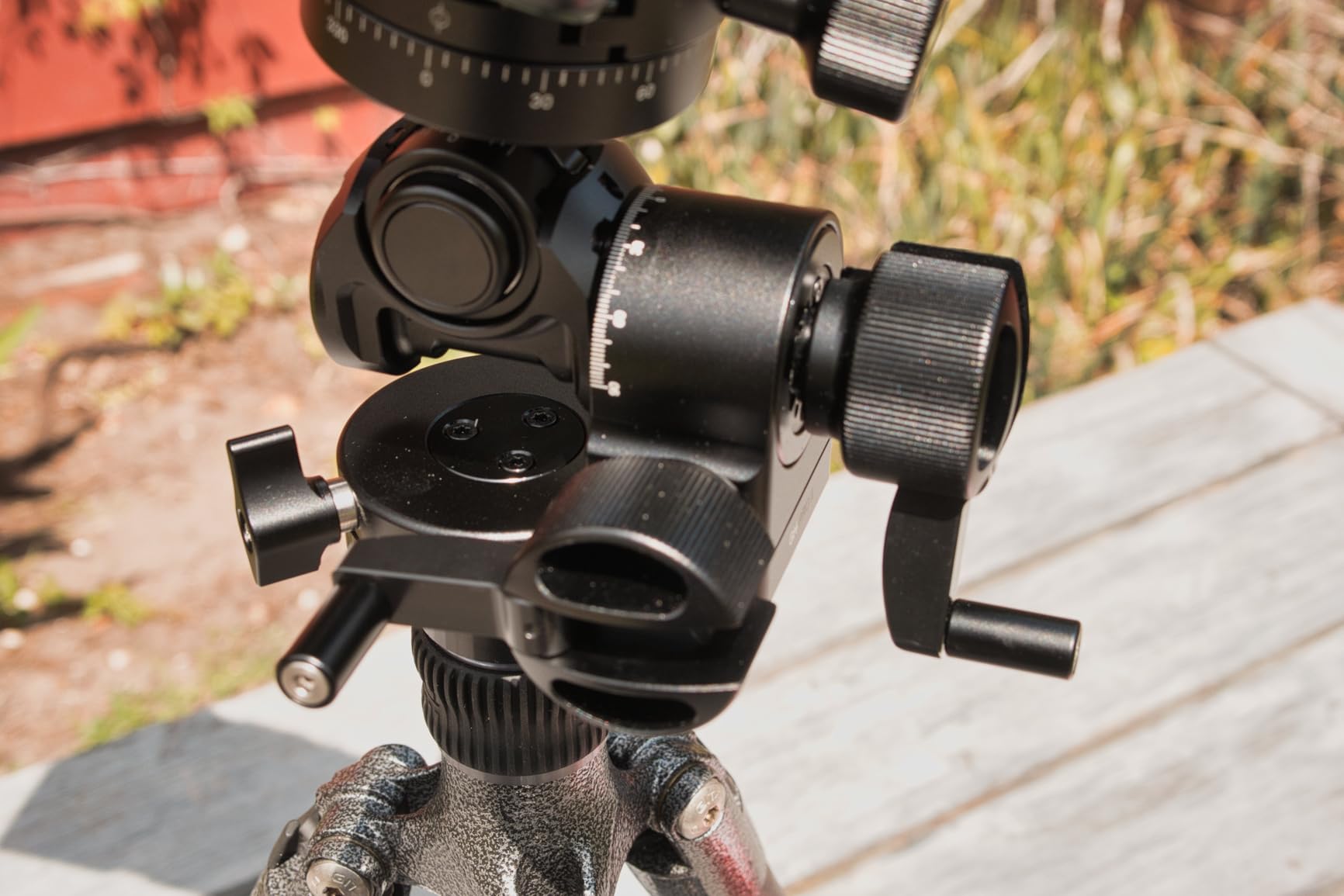 SUNWAYFOTO GH-PRO II+ Geared Tripod Head with 360° Geared Panning GC-1 Clamp & Panning Base Compatible with Arca customer photo 2