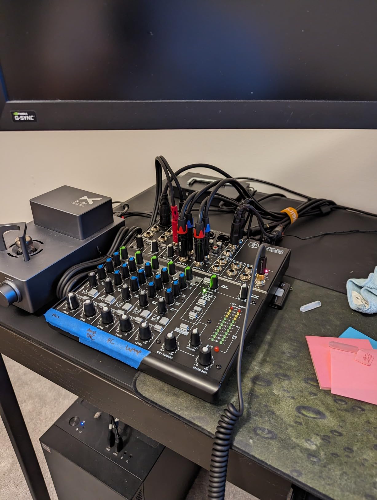 Mackie 402VLZ4, 4-channel Ultra Compact Mixer with High Quality Onyx Preamps customer photo 1