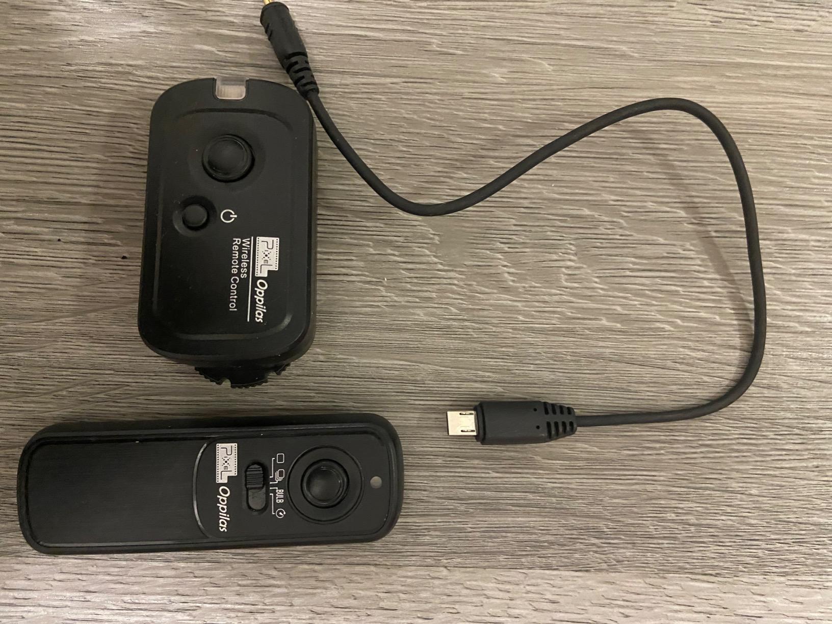 Pixel 2.4GHz Digital Wireless Remote Control S2 Remote Shutter Release for Sony customer photo 2