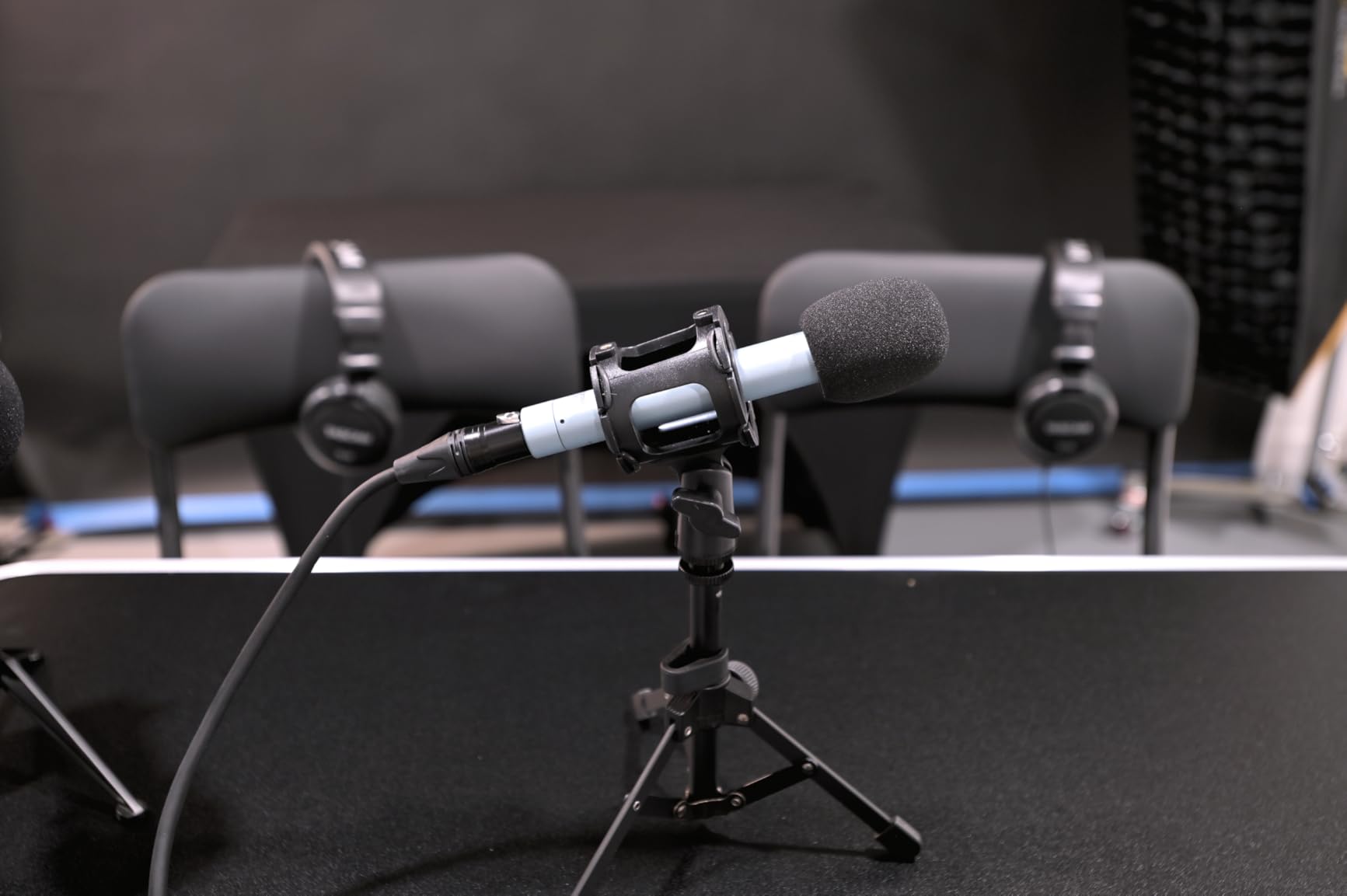 SmallRig Microphone Shock Mount with Cold Shoe Pinch for Camera Shoes and Boompoles 1859 customer photo 2