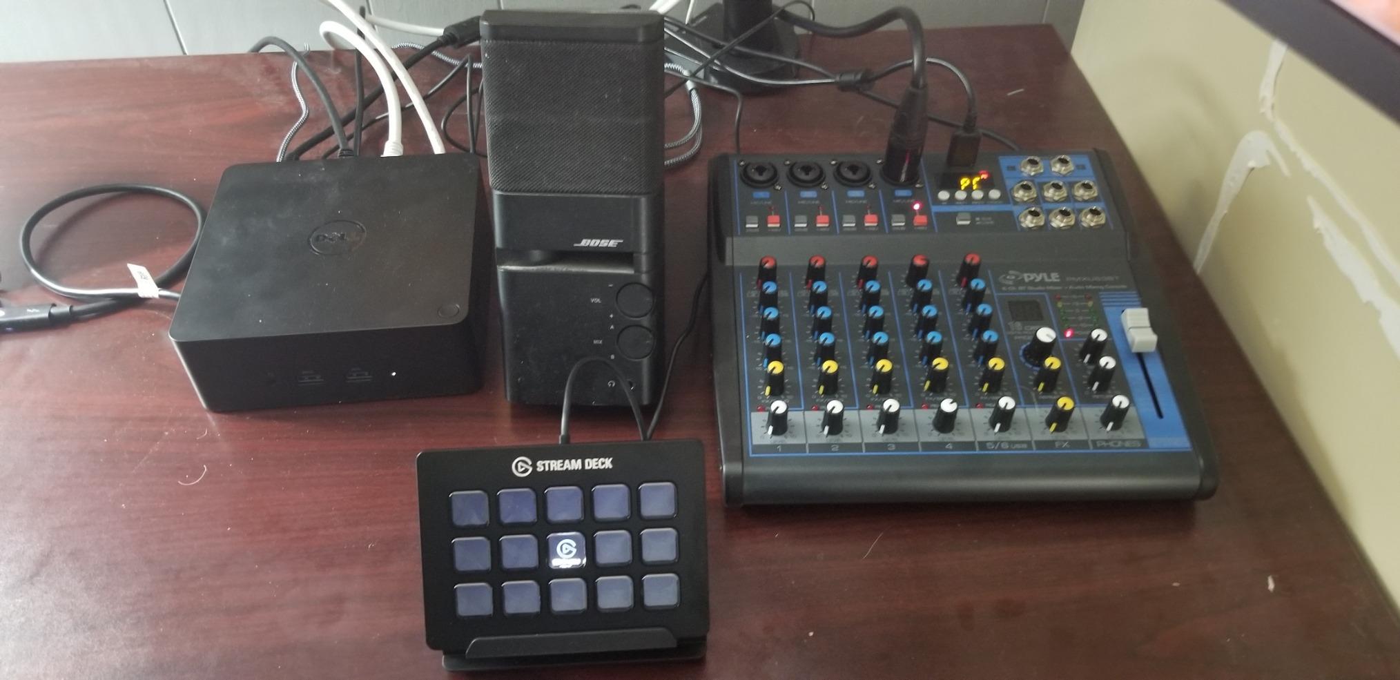 Pyle Professional 6 Channel Audio Mixer with Bluetooth - DJ Sound Board - USB Computer Input customer photo 2