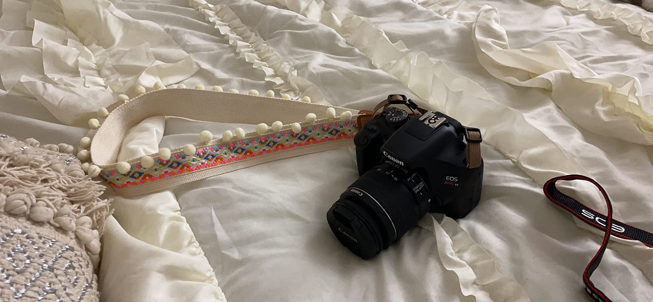 Original Design Personalized Adjustable Camera Strap Cream Graceful & Vintage Lace, Fit for Canon Nikon Sony Olympus Interchangeable Lens Digital Camera/DSLR etc. customer photo 2