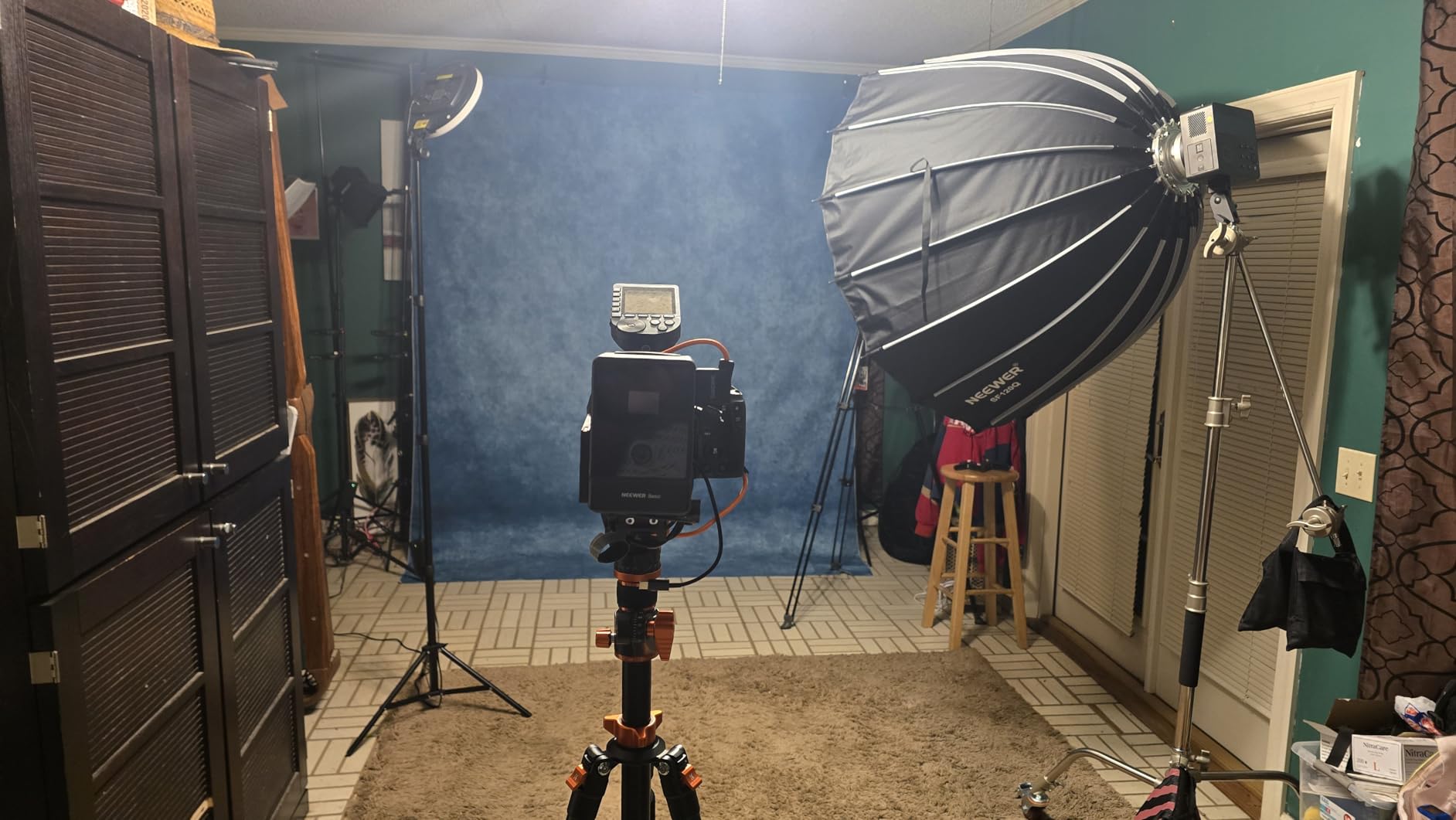 26inch/65cm Parabolic Softbox Quick Set up Quick Folding, with Diffusers/Honeycomb Grid/Bag, Compatible with Aputure 120d Light Dome Godox sl60w NEEWER RGB CB60 and Other Bowens Mount Lights customer photo 1