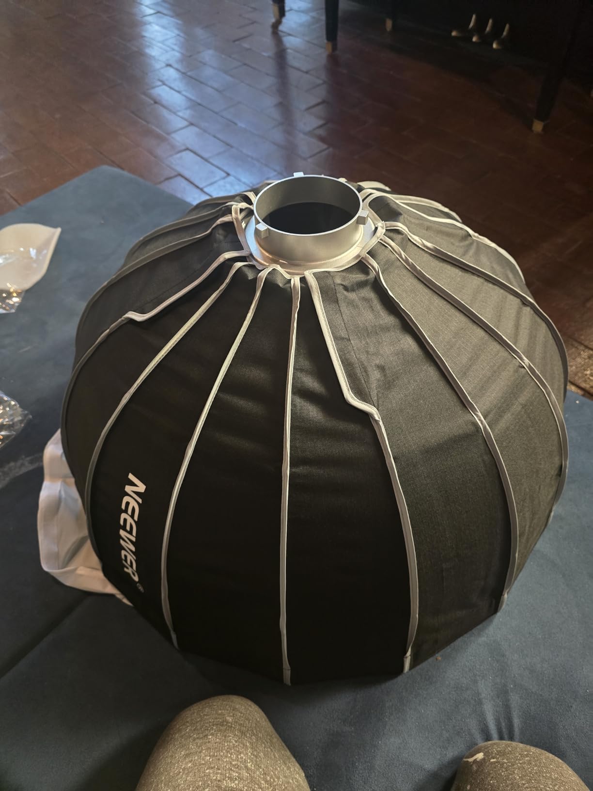25.6in/65cm Softbox Parabolic Hexadecagon, Quick Setup/Fold Like Umbrella with Bowens Mount, Metal Beauty Dish/Diffusers/Grid/Bag for CB200B CB60 MS60B MS60C MS150B Compatible with Aputure Godox, NS65U customer photo 2