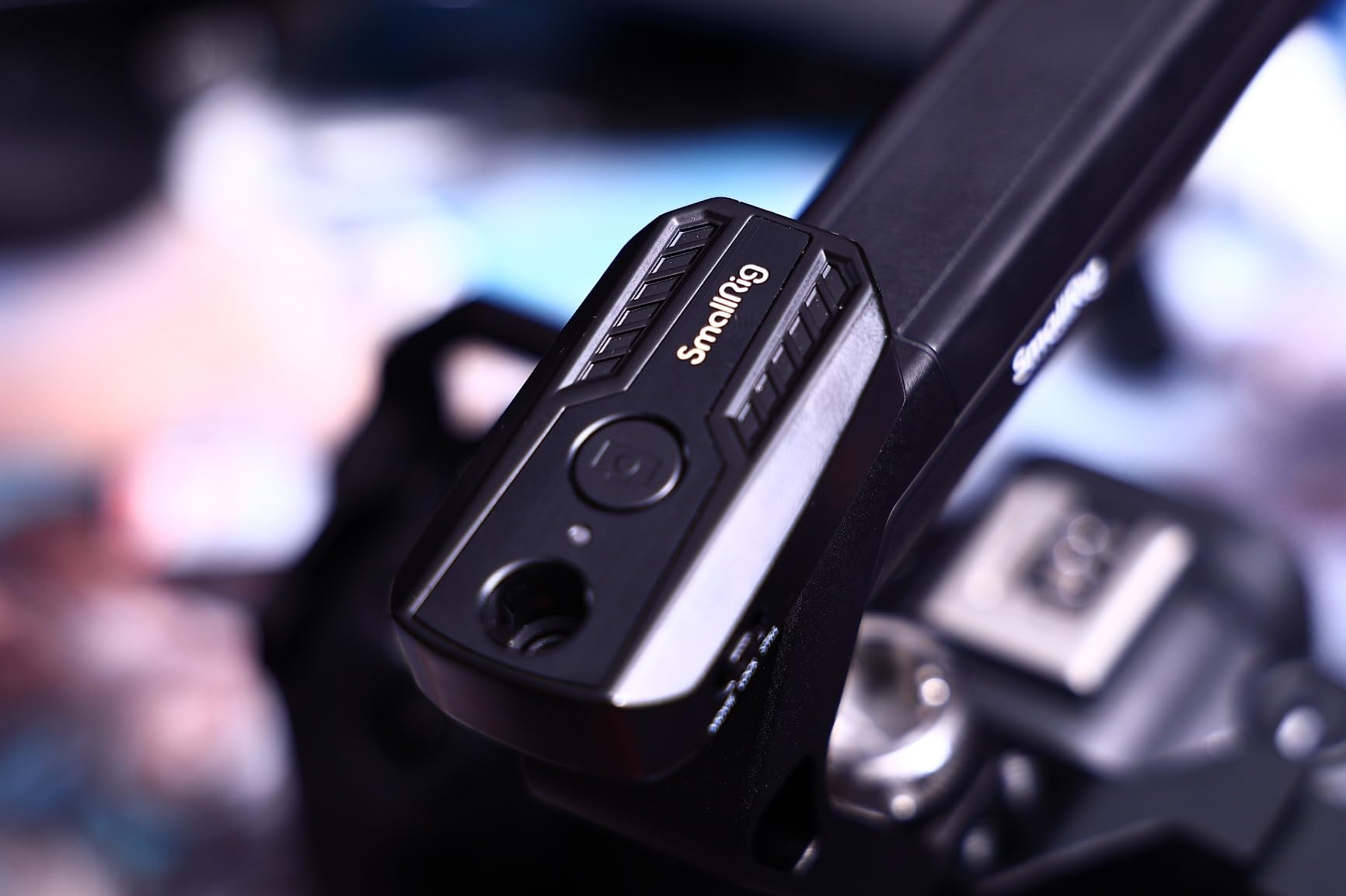 SmallRig Wireless Camera Remote Control for Sony A7 V, A7R V, A7R IV, A7R III, A7S III, A7 III, A6700, FX3, A7C, A7CR, A7C II, ZV-E10 customer photo 2