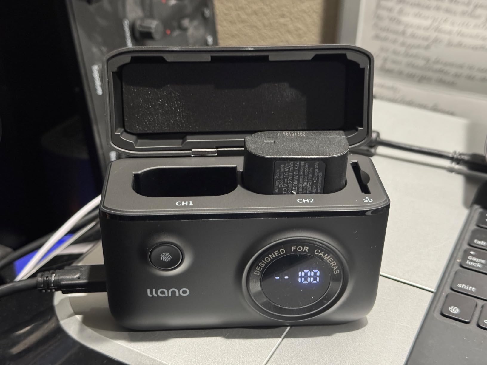 llano DMW-BLK22 USB-C Dual Battery Fast Charger for Panasonic Lumix S5, S5II, GH6, S5IIX, GH5 II, S5M2, S5M2X, GH5M2, DC-S9, DC-G9, IIDC-S5, DC-S5-II, DC-S5IIX customer photo 2