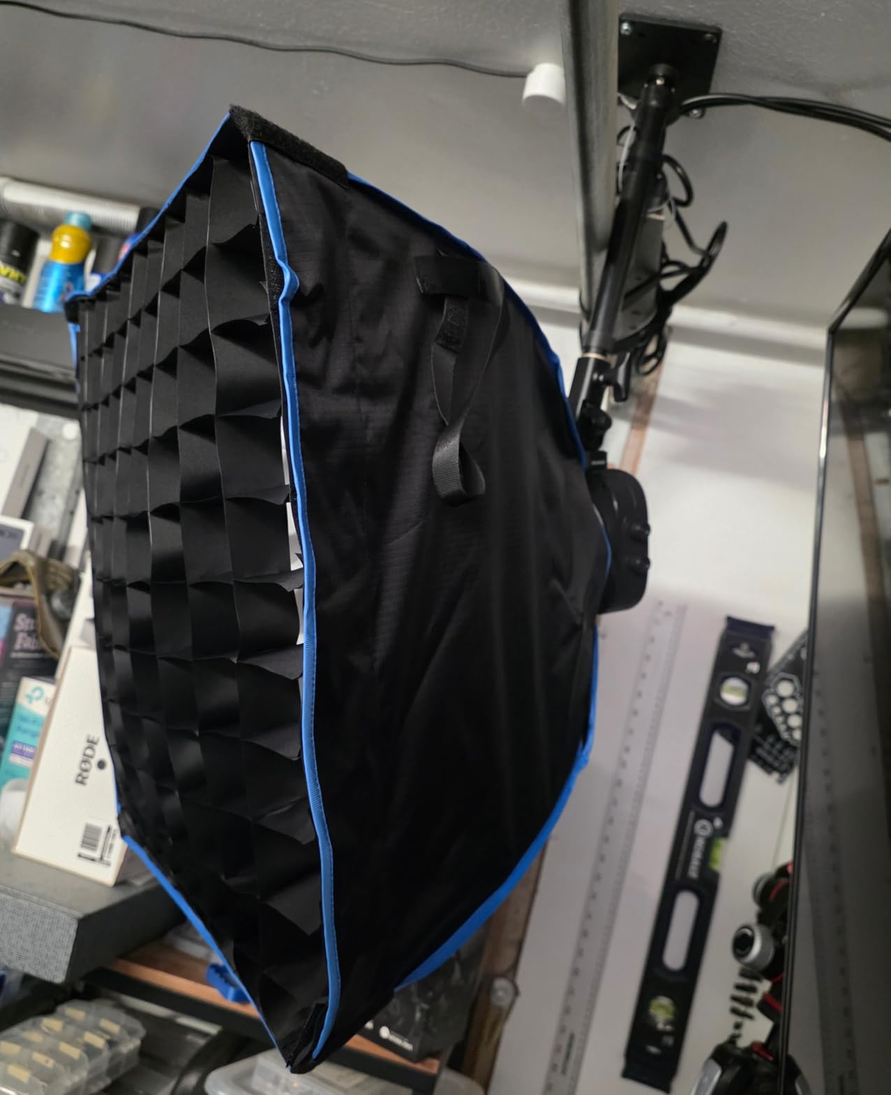 amaran Light Box 30120 Softbox, Foldable One-snap Quick-Setup Narrow Rectangular Bowens Mount softbox customer photo 1