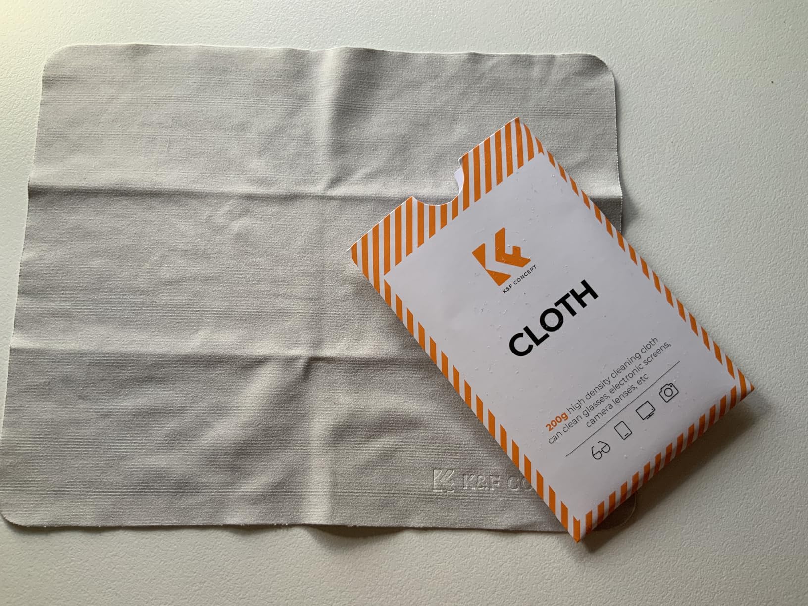 K&F CONCEPT 12 Pack Lens Cleaning Cloth | Microfiber Cleaning Cloth | Glasses Cleaning Cloths | Eyeglass Lens Cleaner | Eyeglasses, Camera Lens, VR/AR Headset, and Screen Cleaning | White & Grey customer photo 1