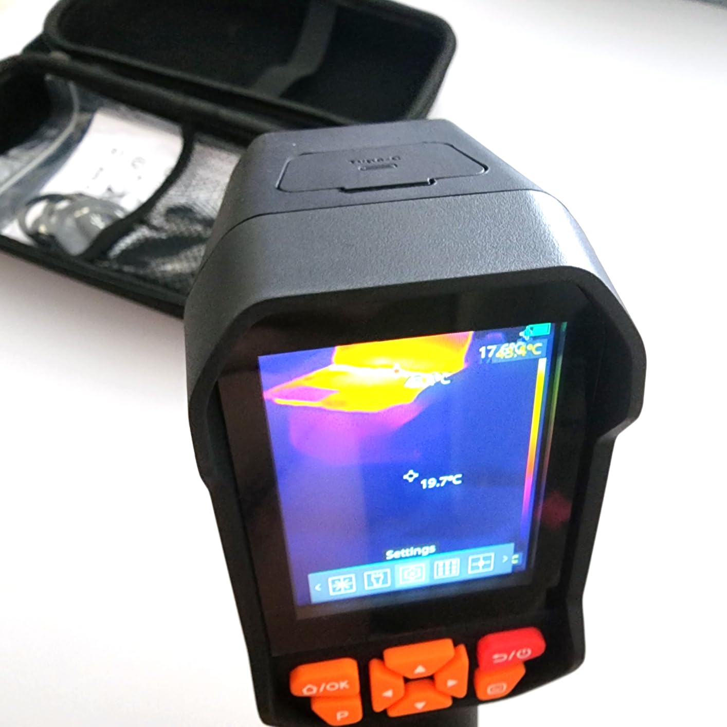 Tadeto Infrared Thermal Camera, Thermal Imaging Camera with Laser Pointer, 256*192 TISR Resolution IR Camera with 320*240 LCD Screen and 9 Thermal Palettes for Electrical/AC/HVAC/Pet/Home Inspection customer photo 1