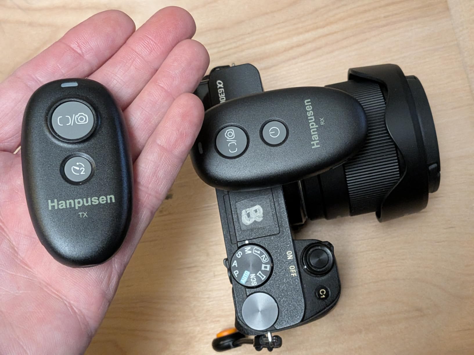 Rechargeable Remote Shutter Release - Wireless Remote Control for Sony A6400/A6700/A6100/A7 IV/A7 III/ZV-1/ZV-E10II/FX3/FX30/FX2/RX100 VII/A7 V/A1 II/A7C II customer photo 2