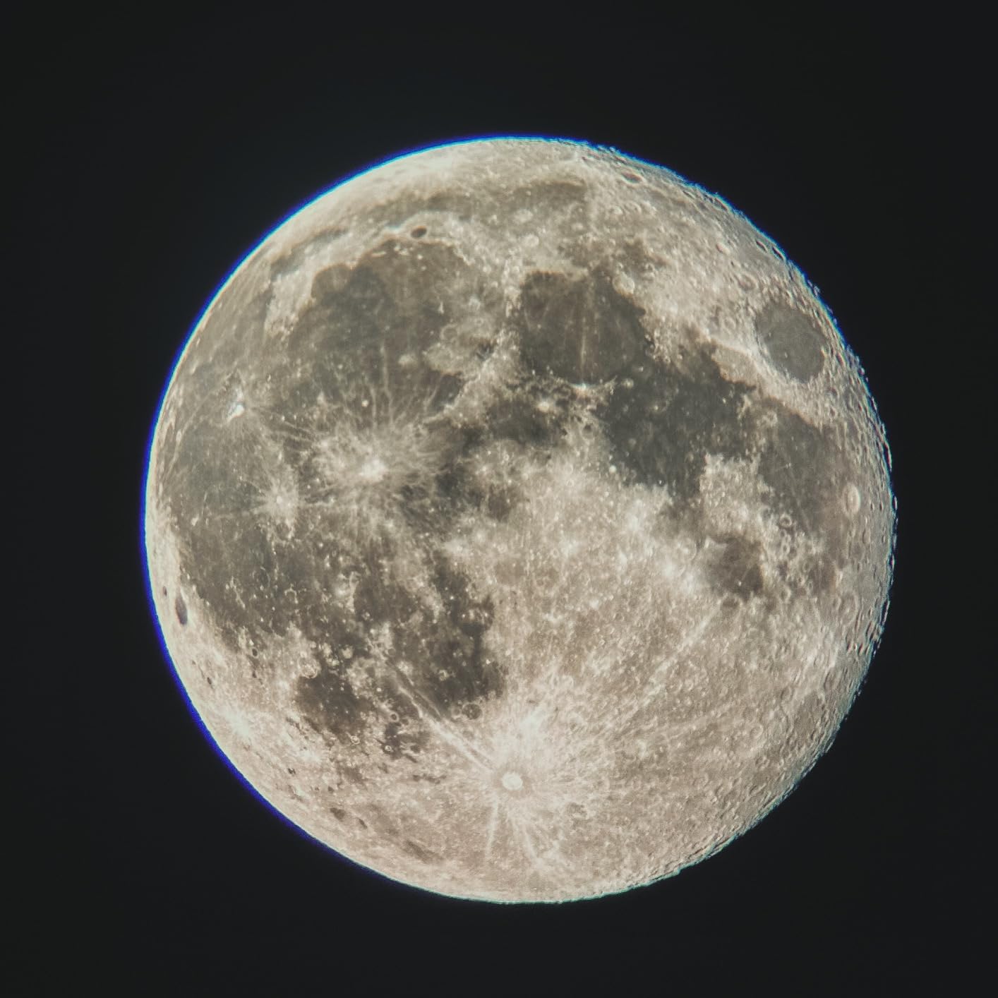 Celestron AstroMaster 90AZ Telescope - Refractor Telescope customer photo 1