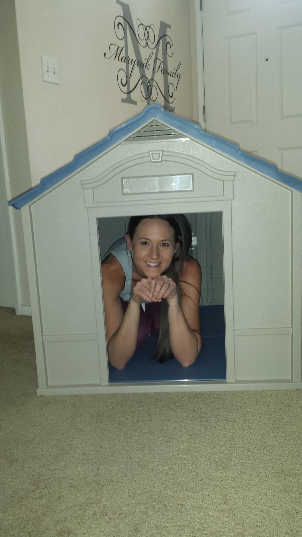 Suncast Outdoor Dog House with Door - Water Resistant and Attractive for Small to Large Sized Dogs - Easy to Assemble - Perfect for Backyards customer photo 2