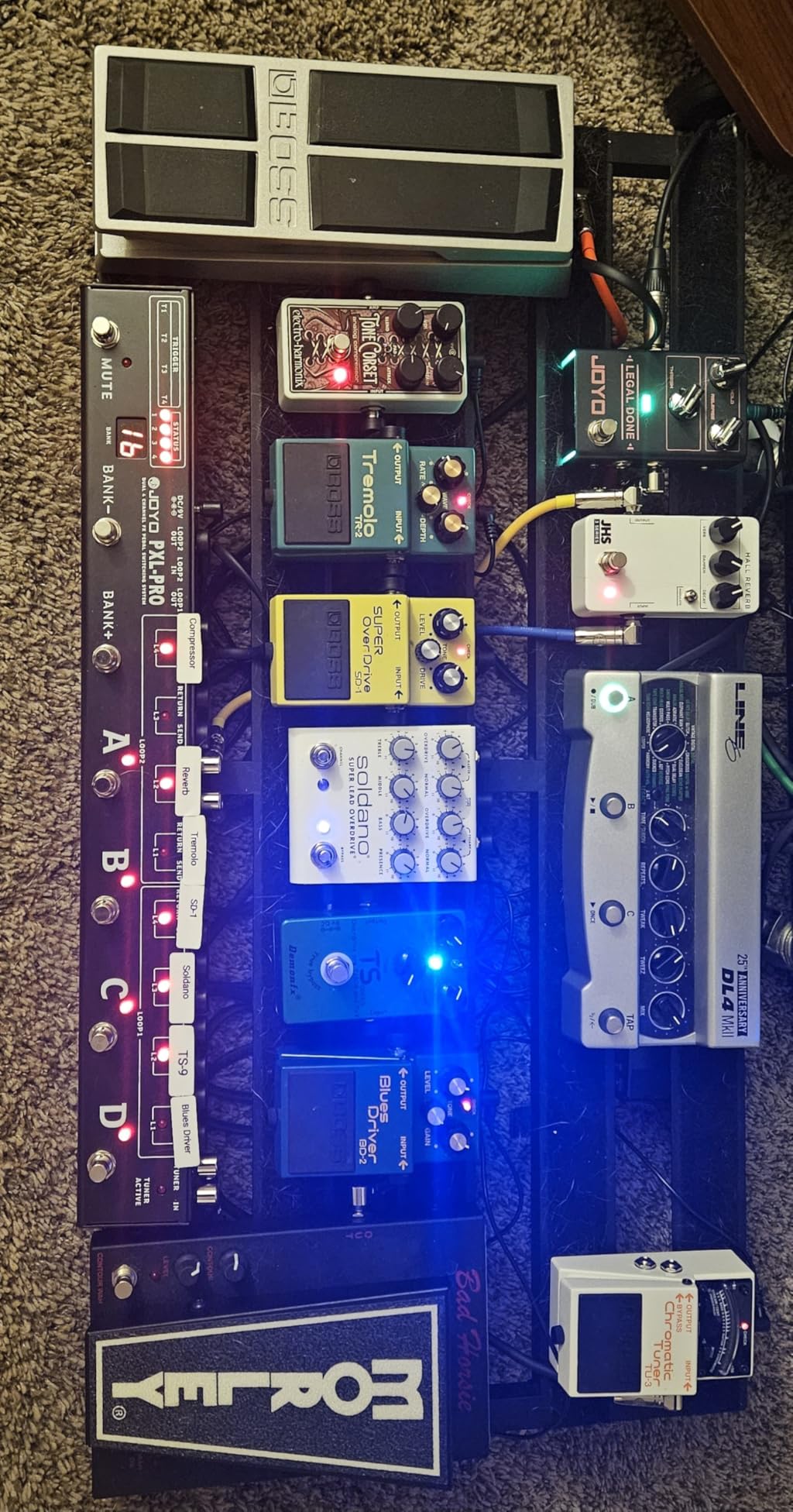 BOSS SD-1 SUPER Overdrive | Compact Overdrive Pedal | Genre-Defining Sound & Feel | Unique Clipping Circuitry Produces Tube-Like Characteristics | Dynamic Tone Options | Easy-To-Use Controls customer photo 2