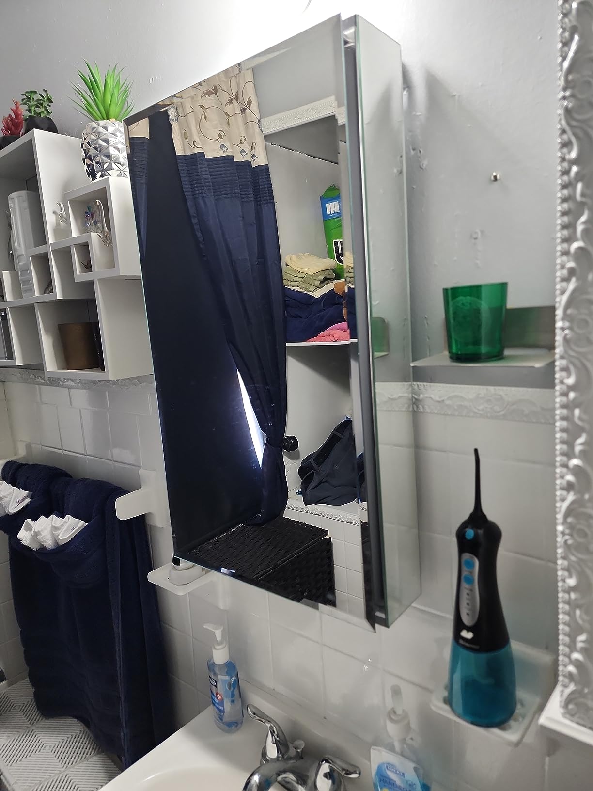 Kohler CB-CLC1526FS Frameless Bathroom Mirror Medicine Cabinet, Single Door, Rectangular Beveled Edge Frame, Bathroom Cabinet Mirror, Adjustable Shelves, 15 in. W x 26 in. H customer photo 2