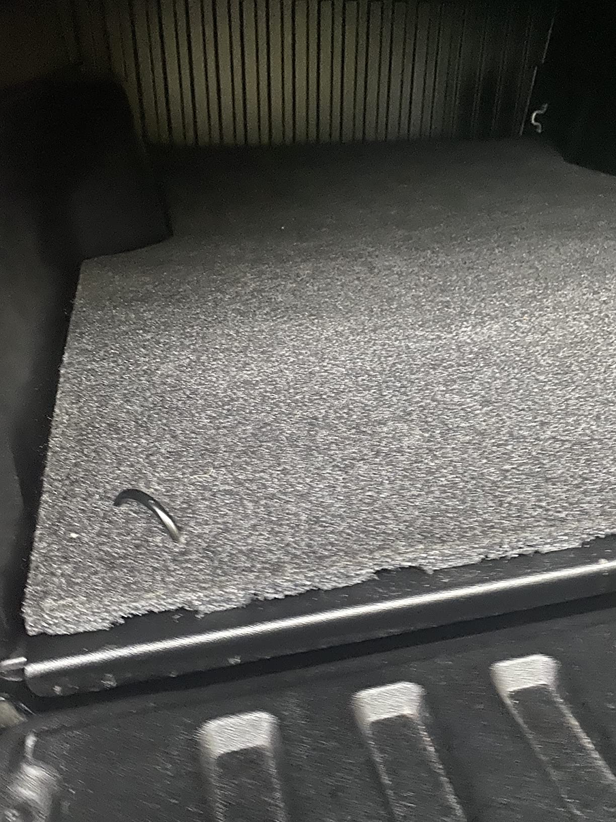 BedRug Classic Bed Mat | 2005 - 2023 Toyota Tacoma (Models with Spray-In or No Bed Liner) 6' Bed (Tailgate Mat Sold Separately), Charcoal Grey | BMY05SBS customer photo 1
