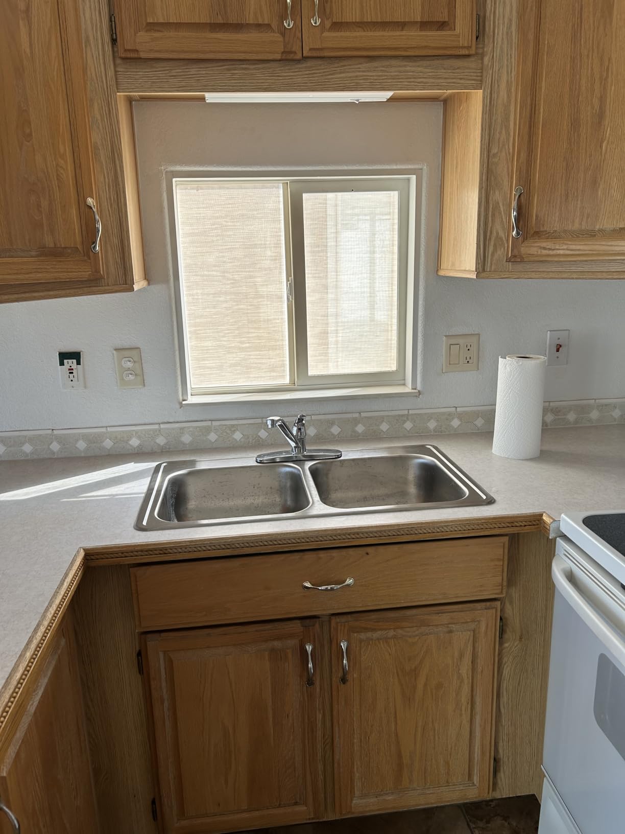 Elkay Dayton 33 In. x 22 In. x 7-1/16 In. Equal Double Bowl Drop-In Kitchen Sink, Stainless Steel - 1 Each customer photo 1