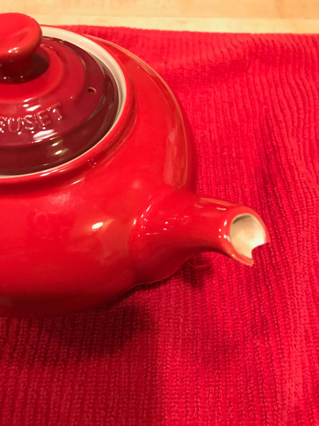 Le Creuset Stoneware Traditional Teapot, 1.4 qt., Cerise customer photo 1