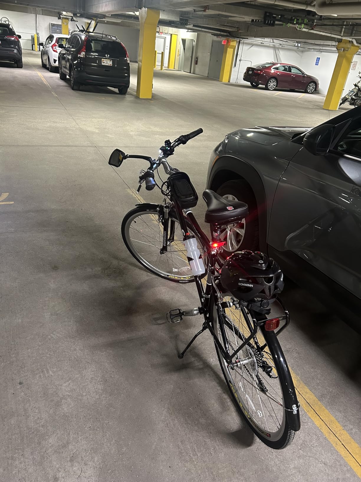 Schwinn Discover Hybrid Bike customer photo 2