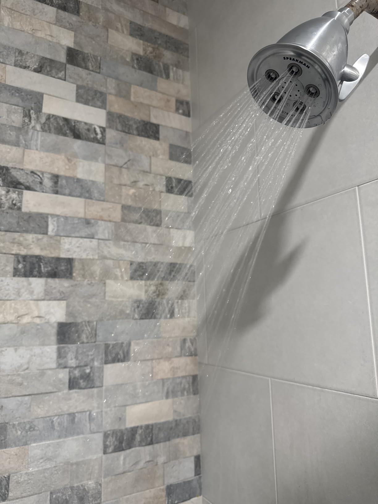 Speakman S-2005-HB-BC Hotel Anystream High Pressure 2.5 GPM Adjustable Shower Head, Brushed Chrome customer photo 1