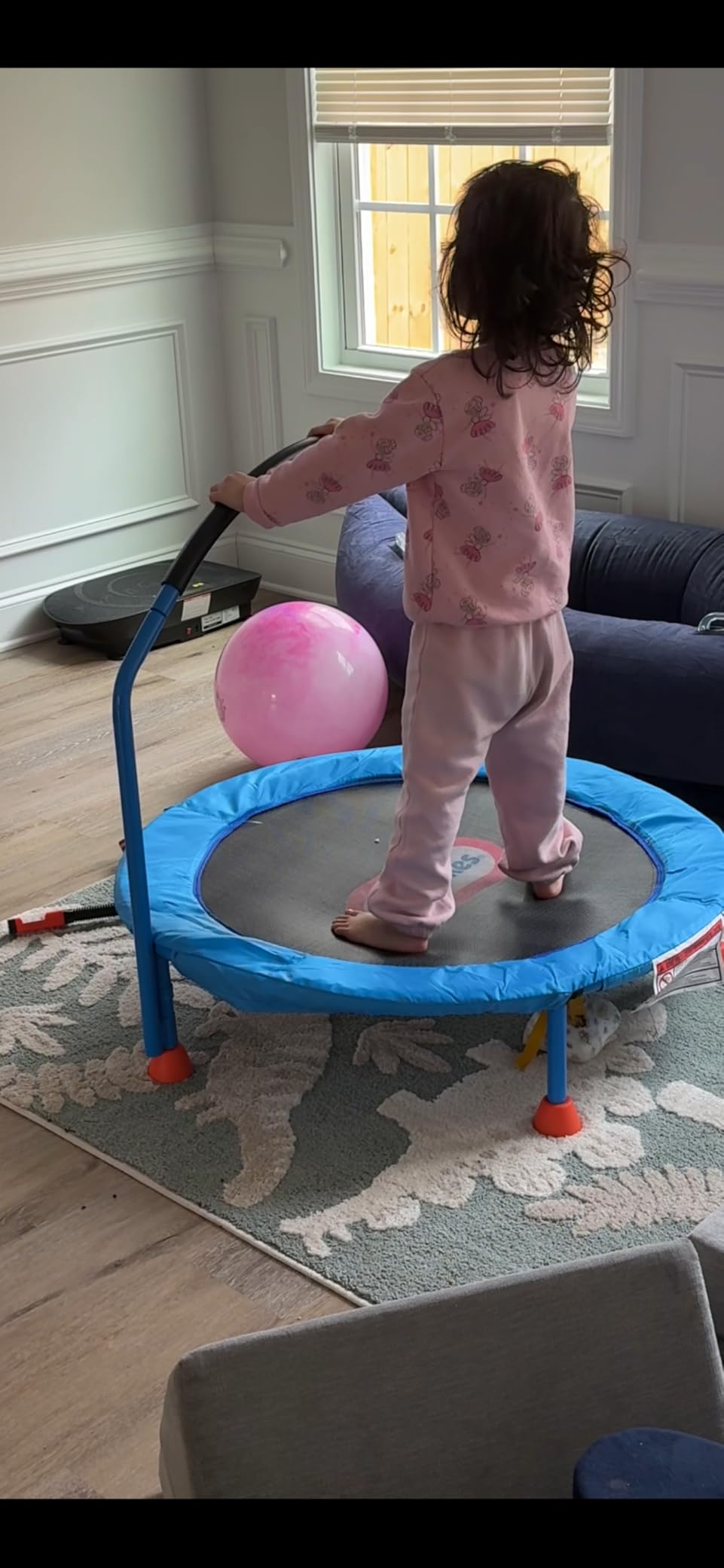 Little Tikes 3 Foot Trampoline Amazon Exclusive customer photo 2