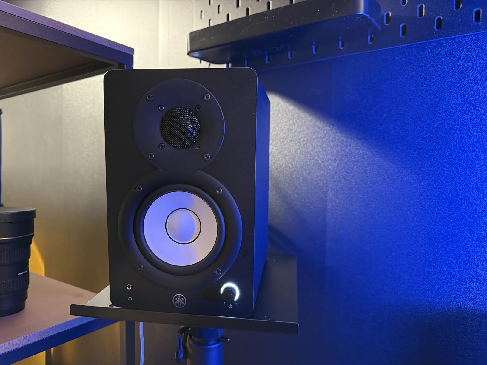 Yamaha HS5 Powered Studio Monitor customer photo 2