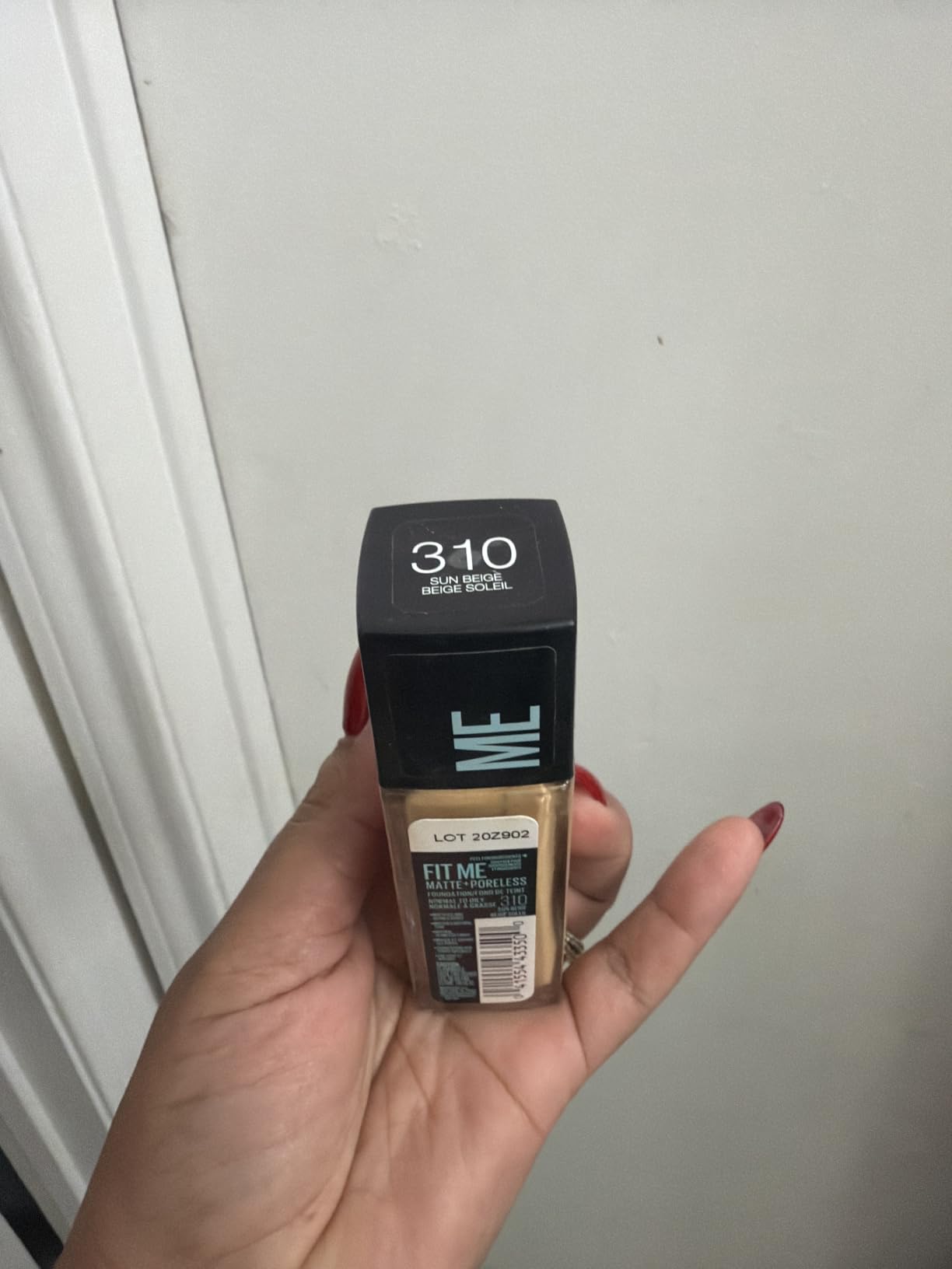 Maybelline Fit Me Matte + Poreless Liquid Oil-Free Foundation Makeup, Classic Ivory, 1 Count (Packaging May Vary) customer photo 2