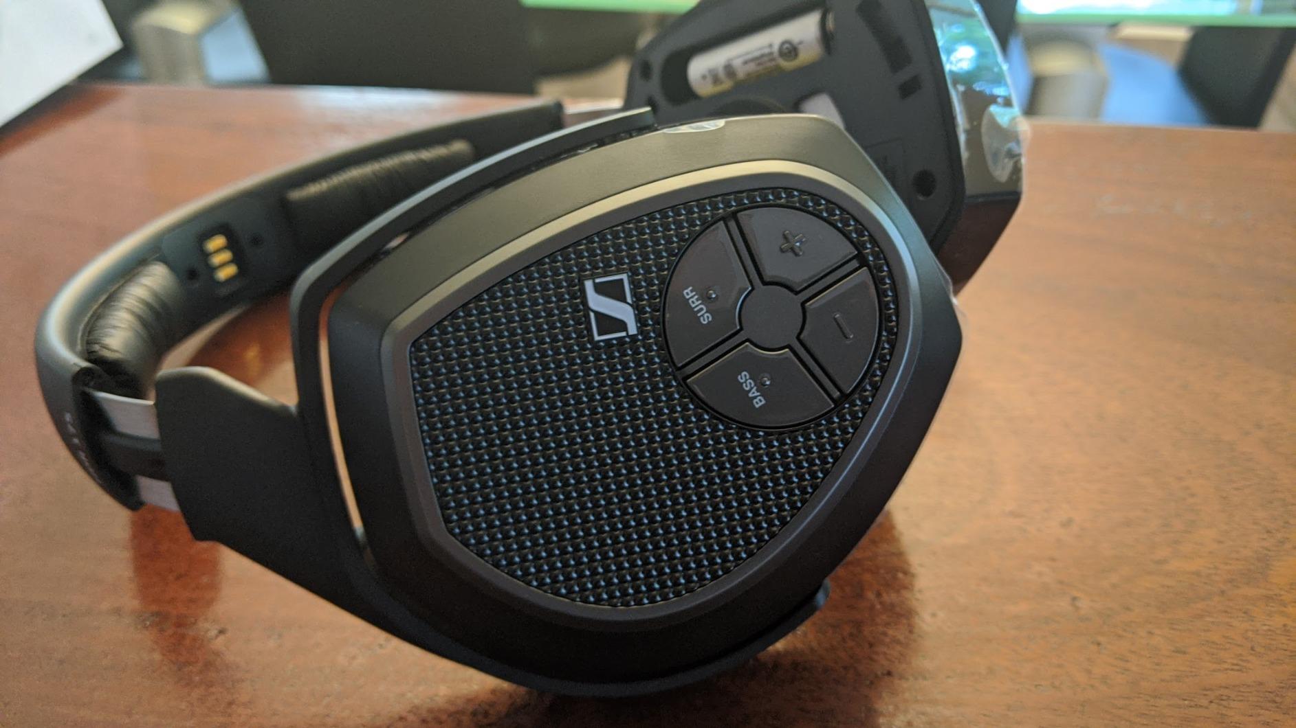 Sennheiser RS 175-U Digital Wireless TV Headphones customer photo 1