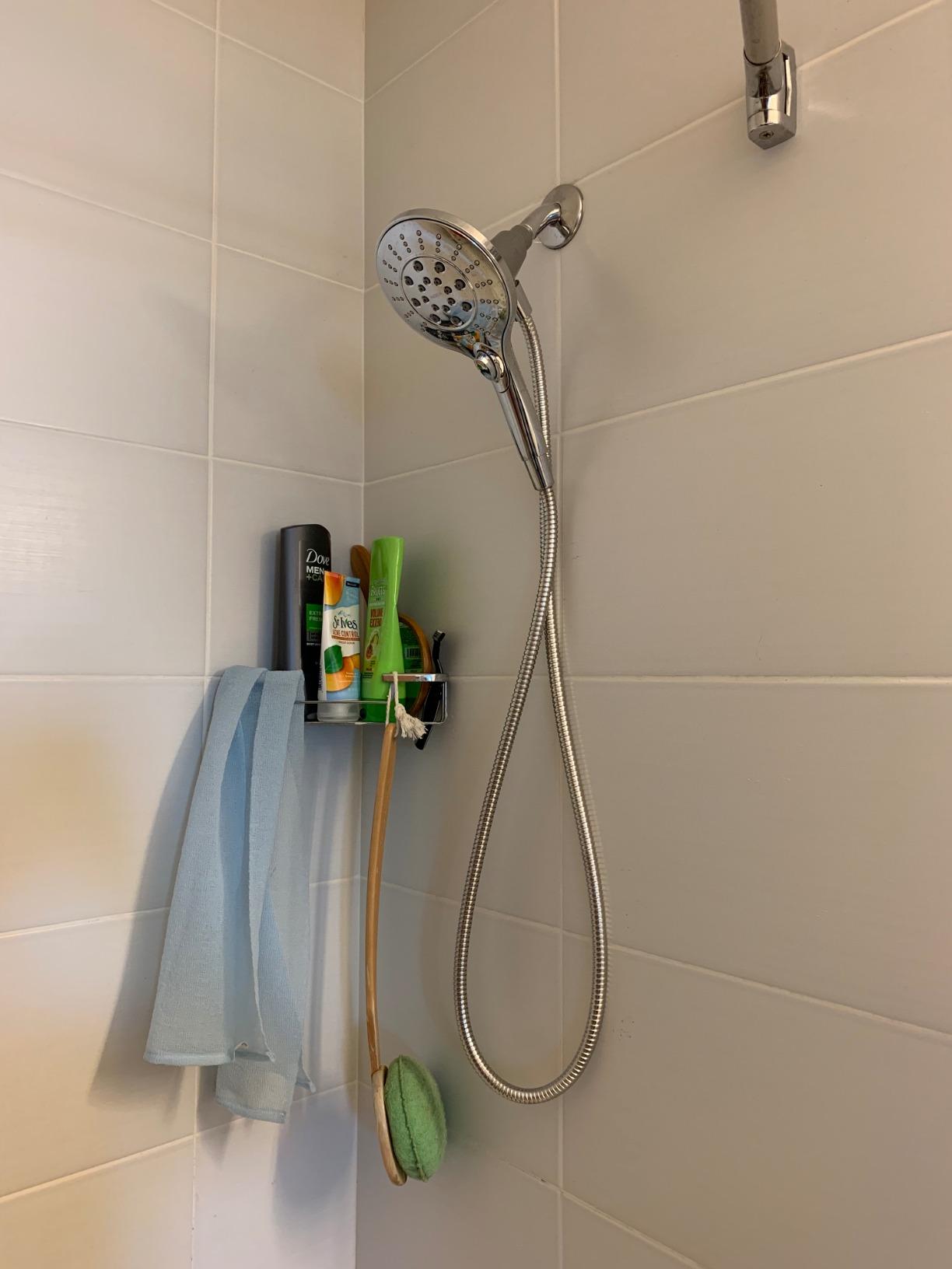 Moen Engage Spot Resist Brushed Nickel Six-Function 5.5-Inch Removable Handheld Showerhead with Magnetic Docking System, 26112SRN customer photo 2