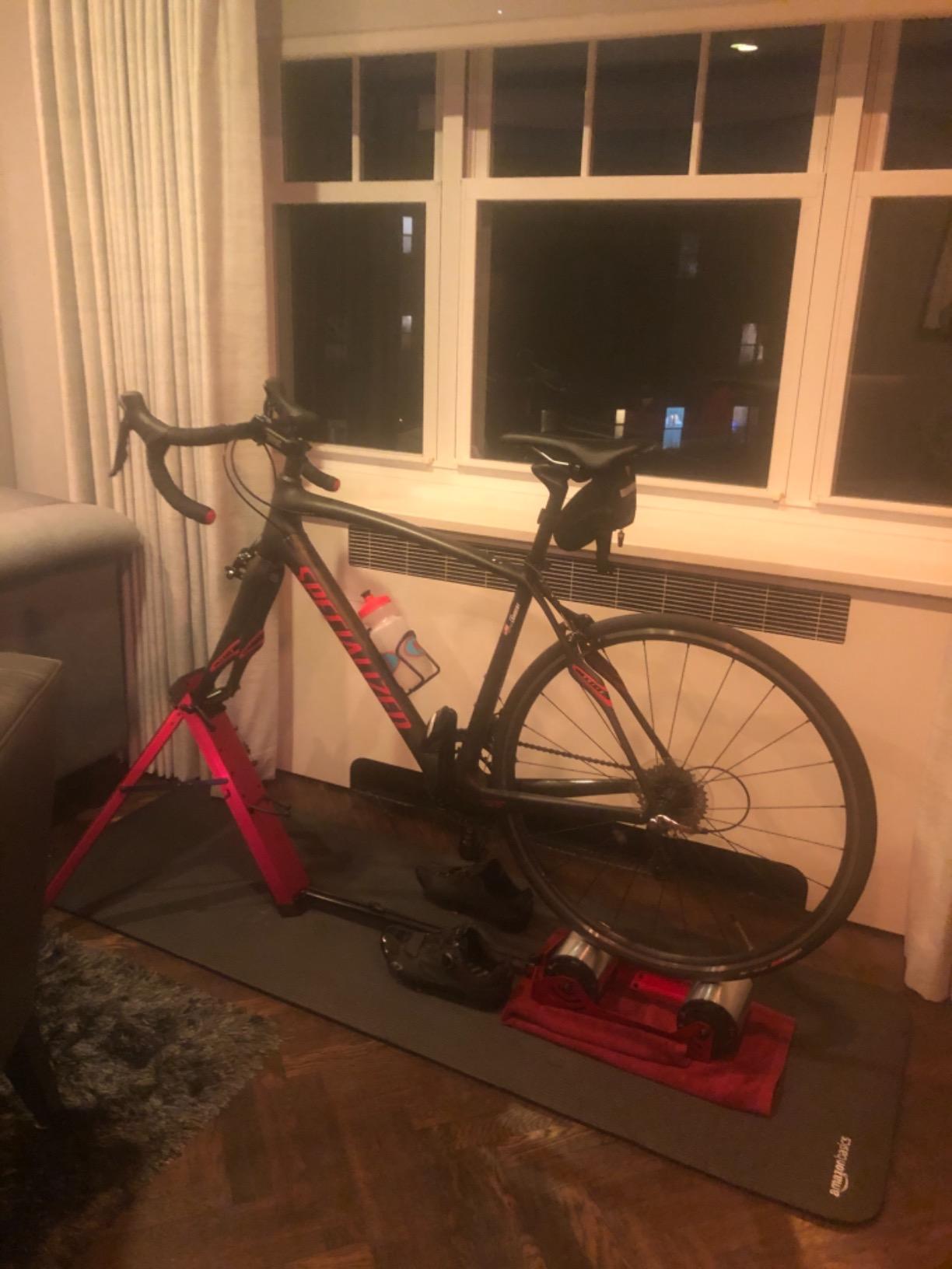 FEEDBACK SPORTS Omnium Lightweight and Portable Bike Trainer customer photo 2