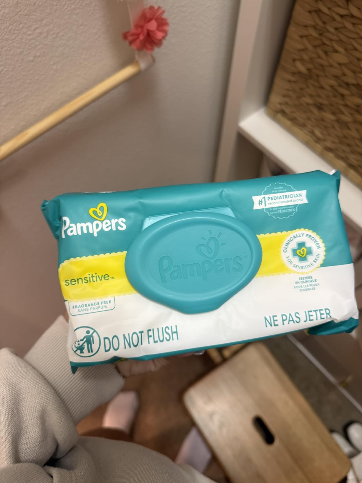 Pampers Sensitive Baby Wipes, Clinically Proven, Fragrance Free, Unscented, Water Based, Hypoallergenic, Multi-Use, Hand Wipes 504 Wipes Total (6X Flip-Top Packs) customer photo 2