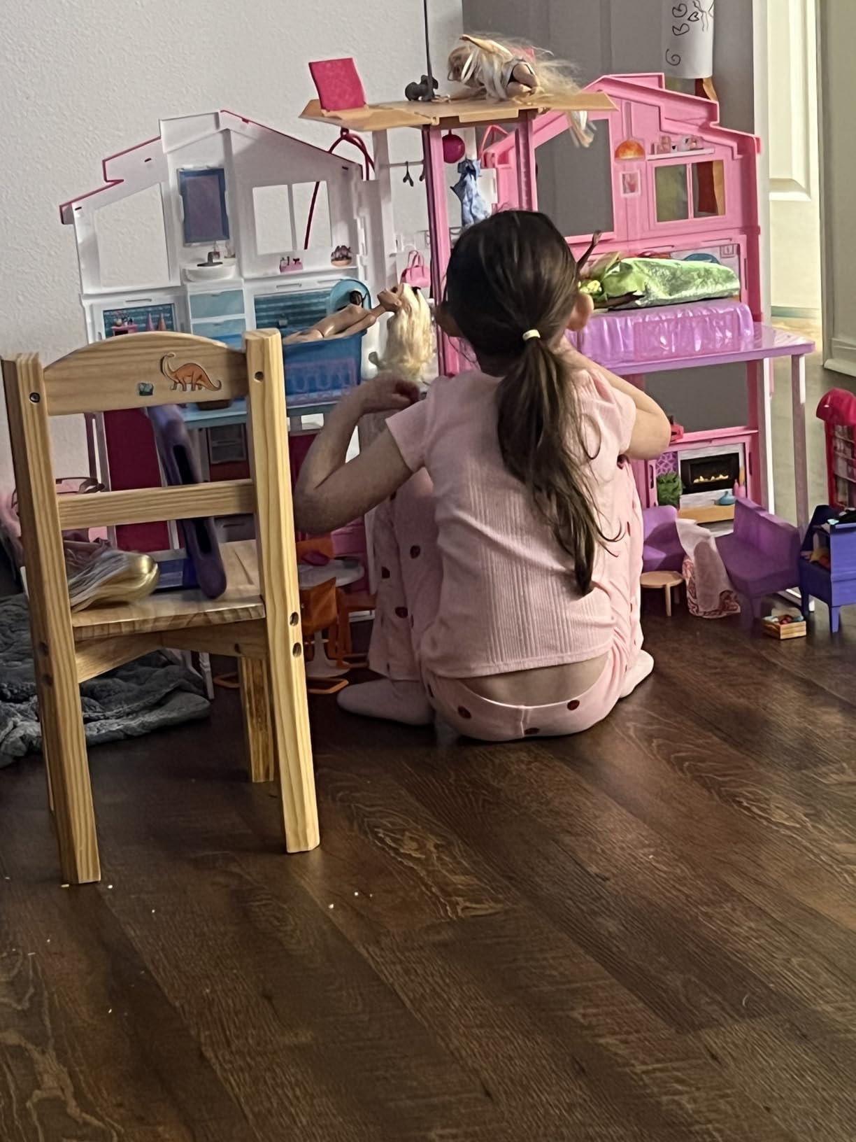 Barbie 3-Story Townhouse Dollhouse with Elevator, Swing Chair, Furniture and Accessories, Fold for Portability and Travel customer photo 1