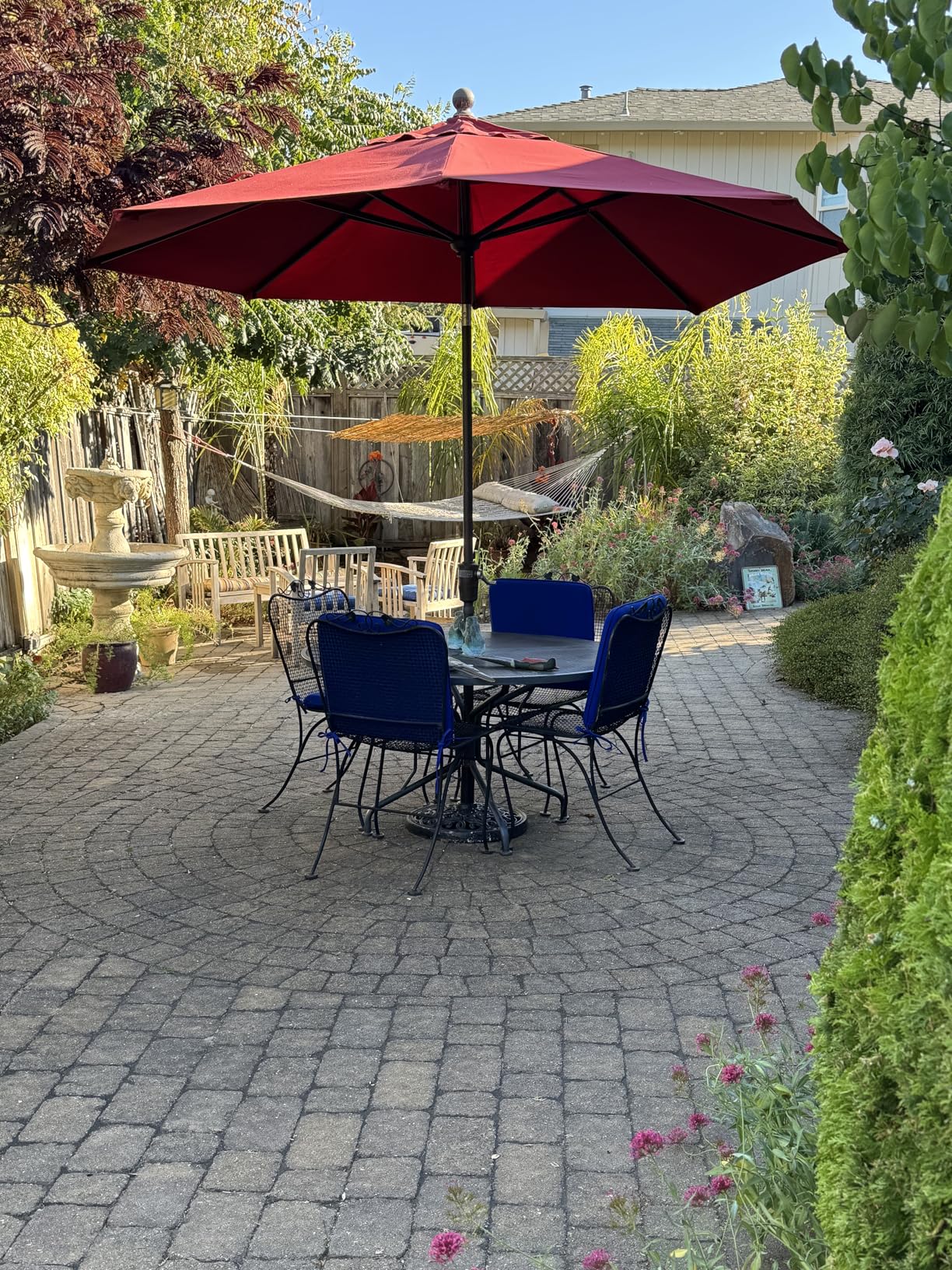 California Umbrella 9' Rd Sunbrella Aluminum Patio Umbrella, Crank Lift, Auto Tilt, Bronze Pole, Pacific Blue customer photo 1