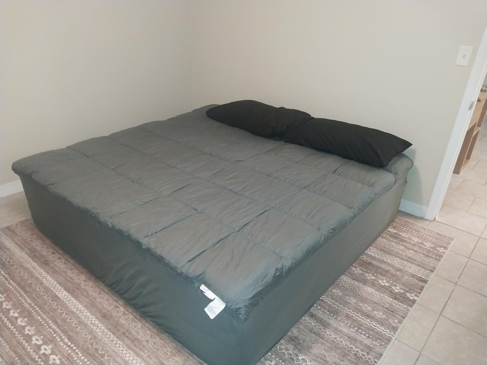 Lucid 3 Inch Memory Foam Mattress Topper, King Size - Cooling Gel Bed Topper - Pressure-Relieving Deep Plush Feel - Ventilated Breathable Design - CertiPur Certified - Dorm Room Essentials customer photo 2