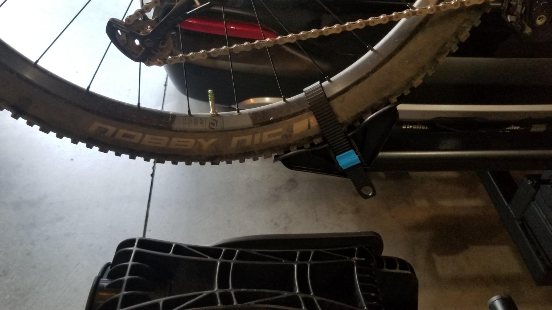 RockyMounts BackStage 2 inch Receiver Swing Away Platform 2-Bike Hitch Rack customer photo 2