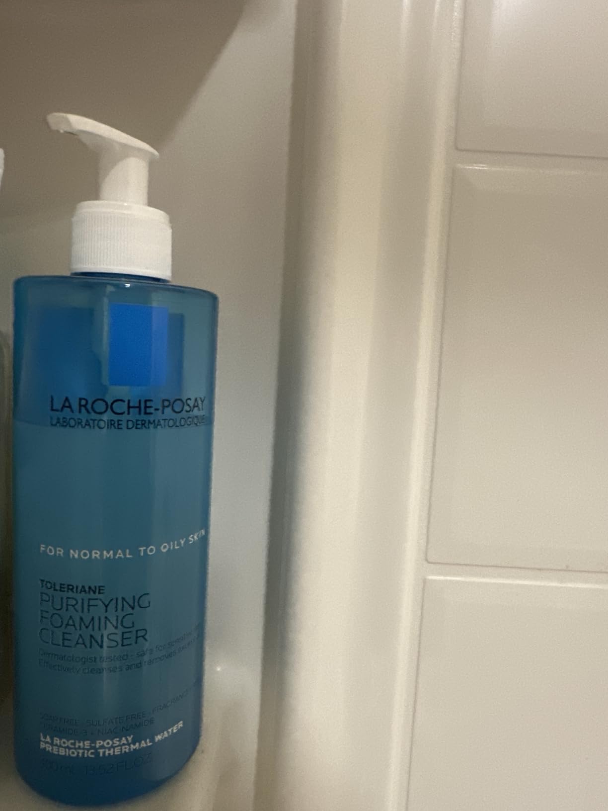 La Roche-Posay Toleriane Purifying Foaming Facial Cleanser, Oil Free Face Wash with Niacinamide + Ceramides, Pore Cleanser Safe For Sensitive Skin customer photo 2