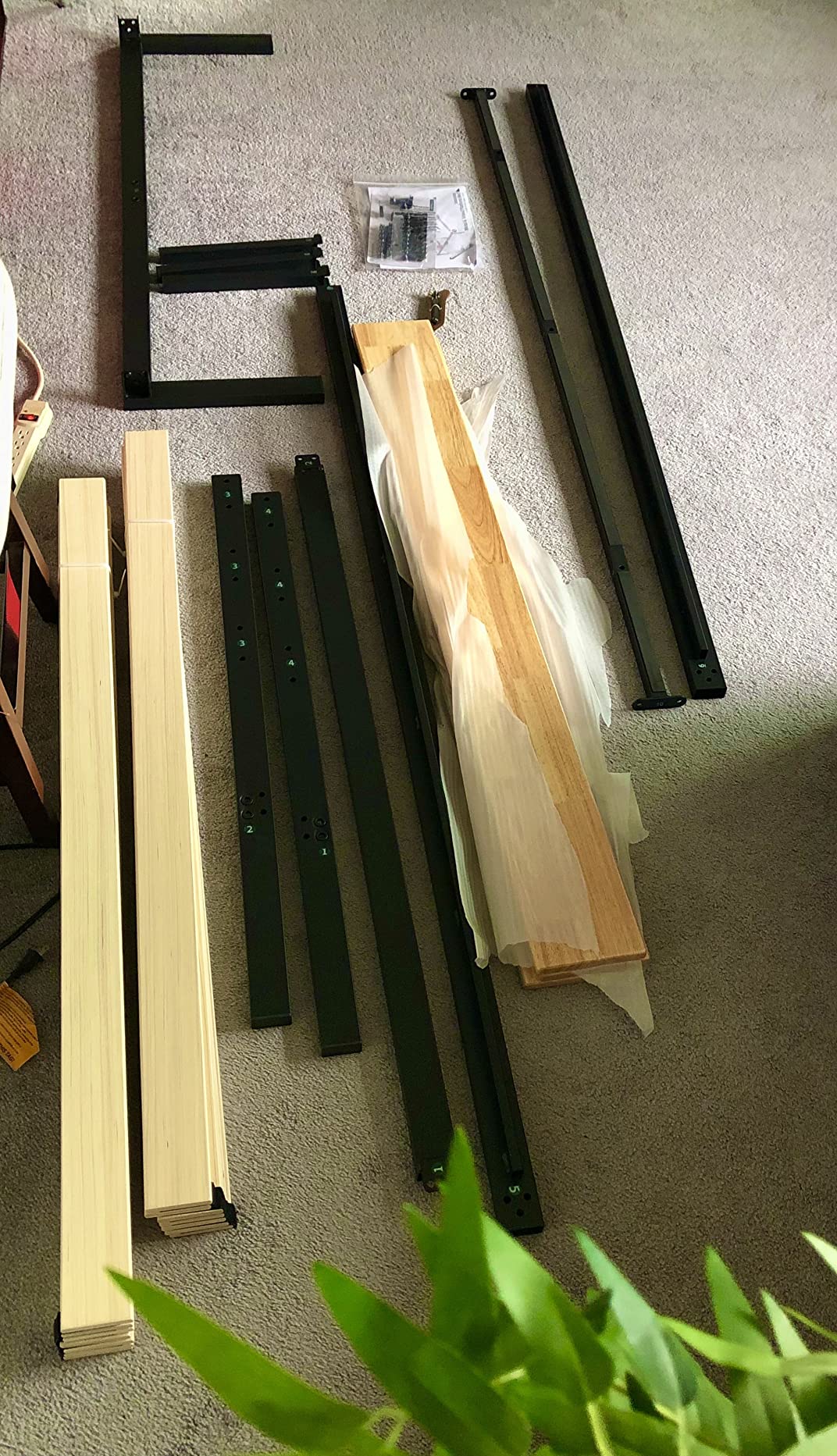 ZINUS Olivia Metal and Wood Platform Bed Frame / No Box Spring Needed / Wood Slat Support / Easy Assembly, Queen customer photo 2