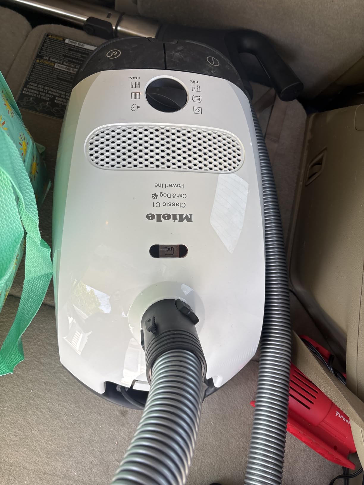 Classic C1 Cat & Dog Bagged Canister Vacuum, Lotus White - Pet Hair, Portable customer photo 1